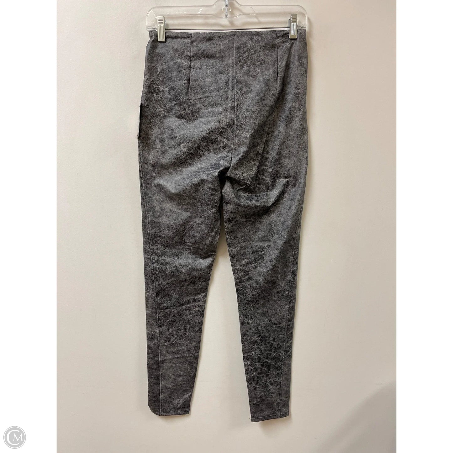 Pants Leggings By Lysse In Grey, Size: M