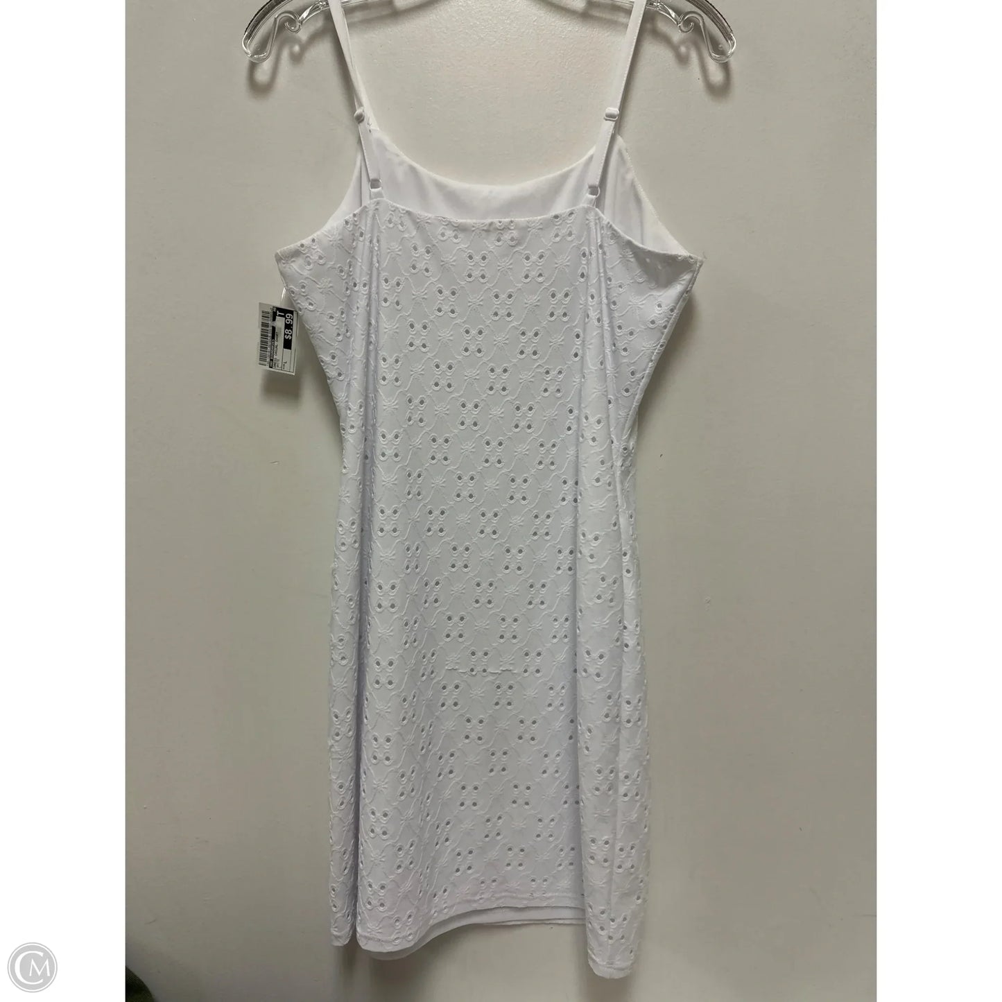 Dress Casual Short By No Boundaries In White, Size: L