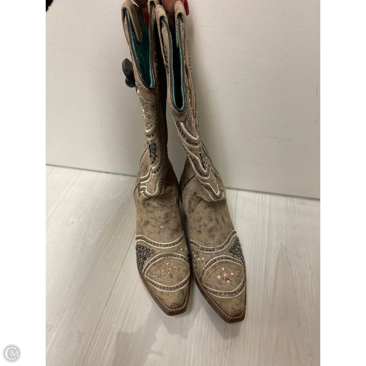 Boots Western By Corral In Cream, Size: 6