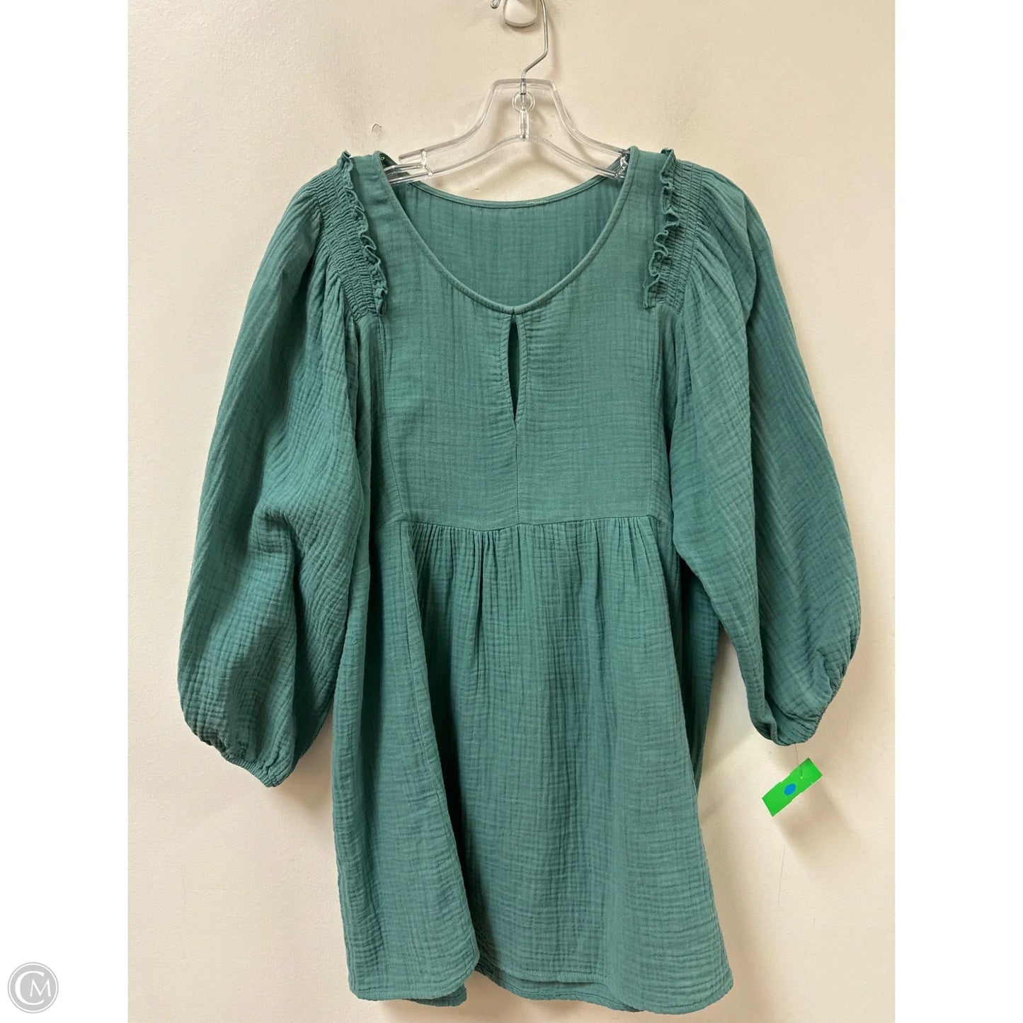 Tunic Long Sleeve By Clothes Mentor In Green, Size: L