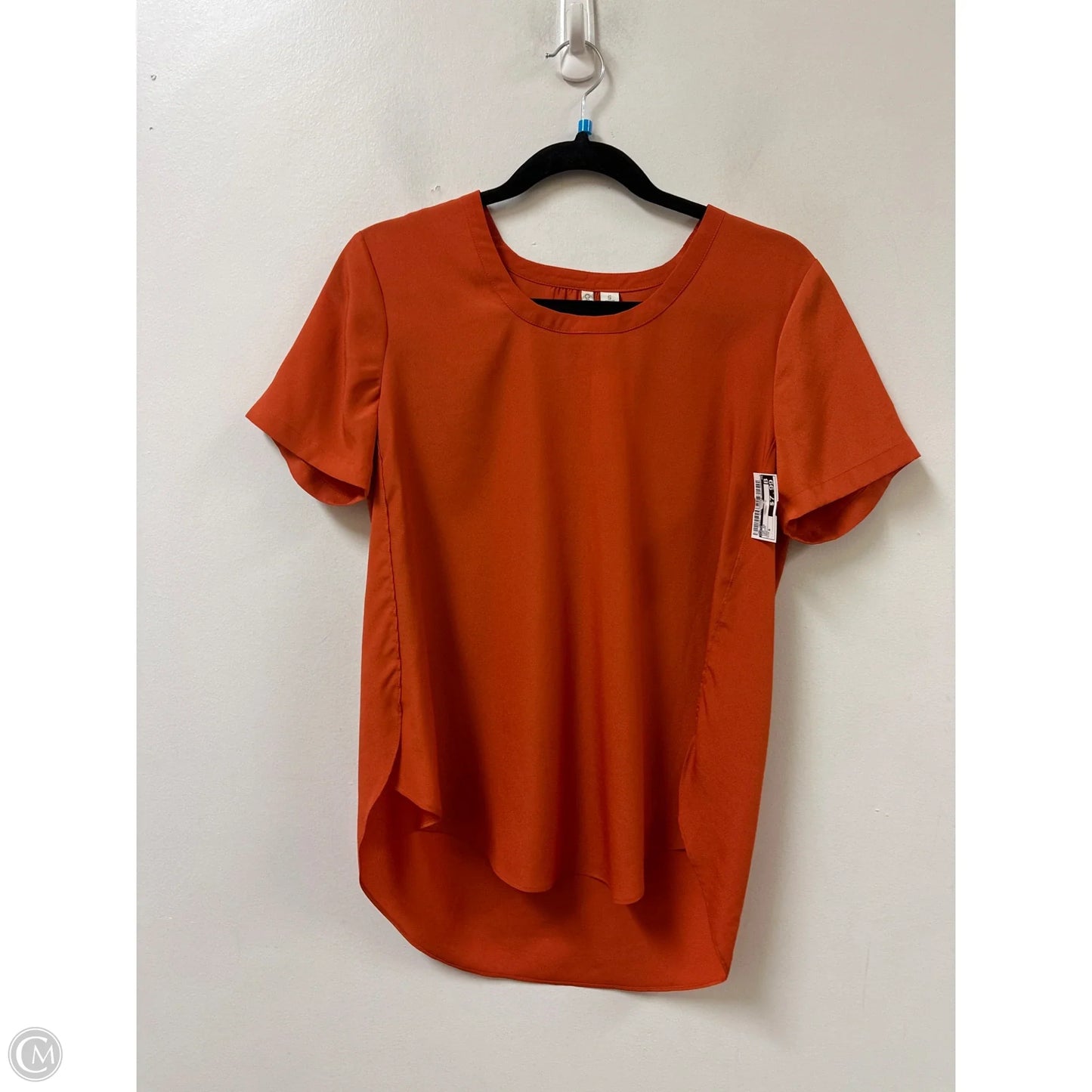 Top Short Sleeve By Cato In Orange, Size: S