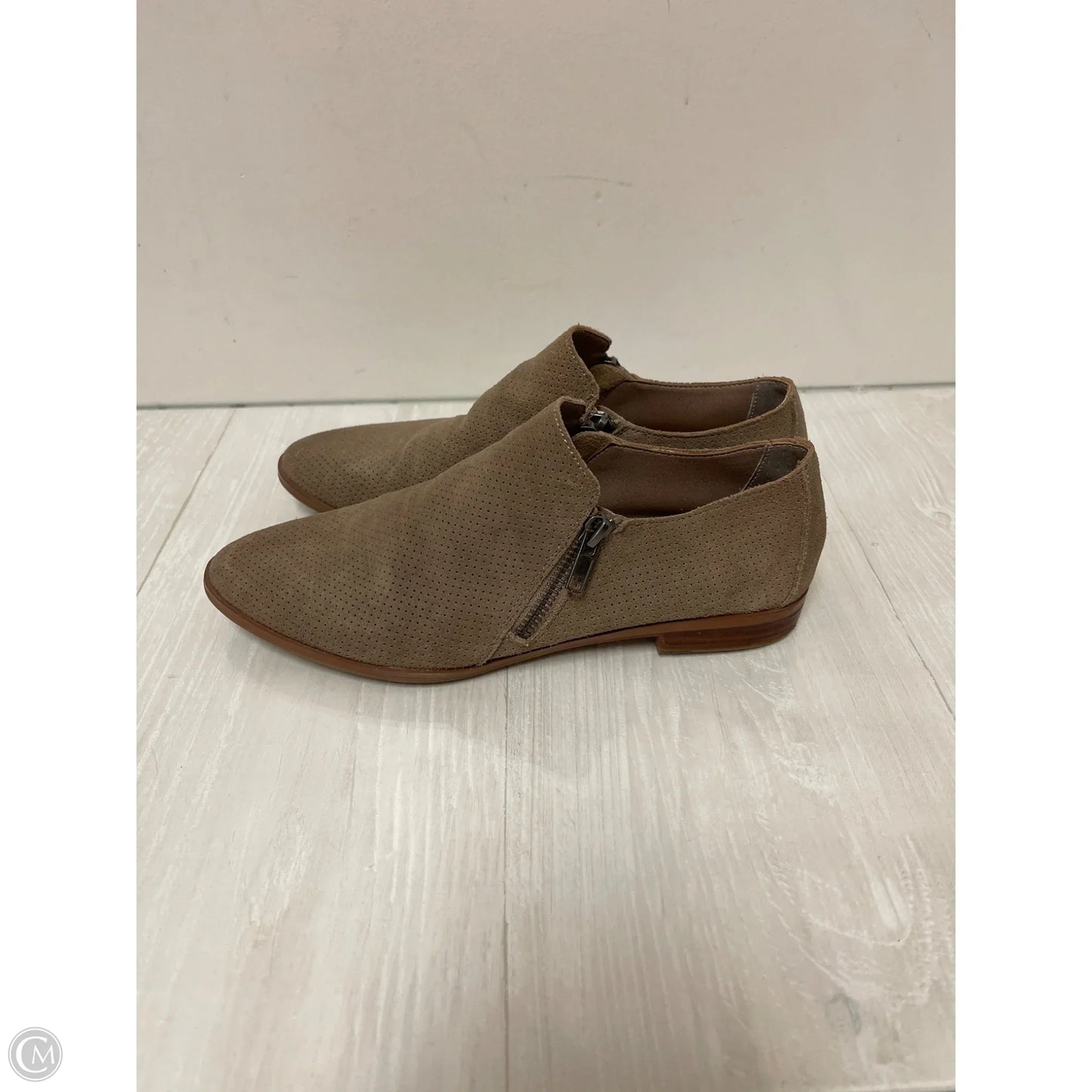 Boots Ankle Flats By Crown Vintage In Brown, Size: 7.5