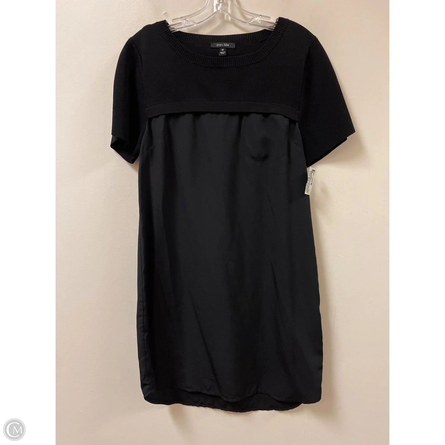 Dress Casual Short By Clothes Mentor In Black, Size: M