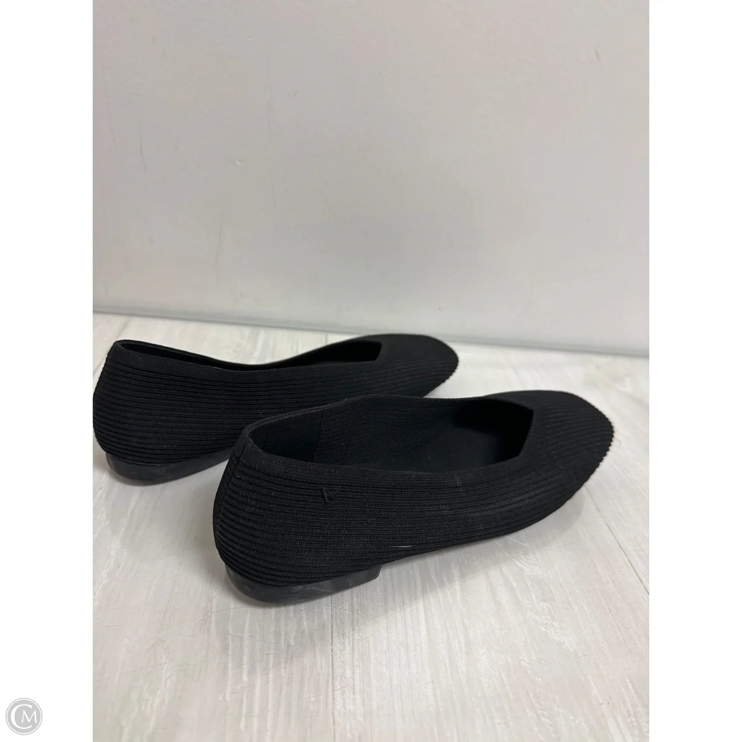 Shoes Flats By Vivaia In Black, Size: 9.5