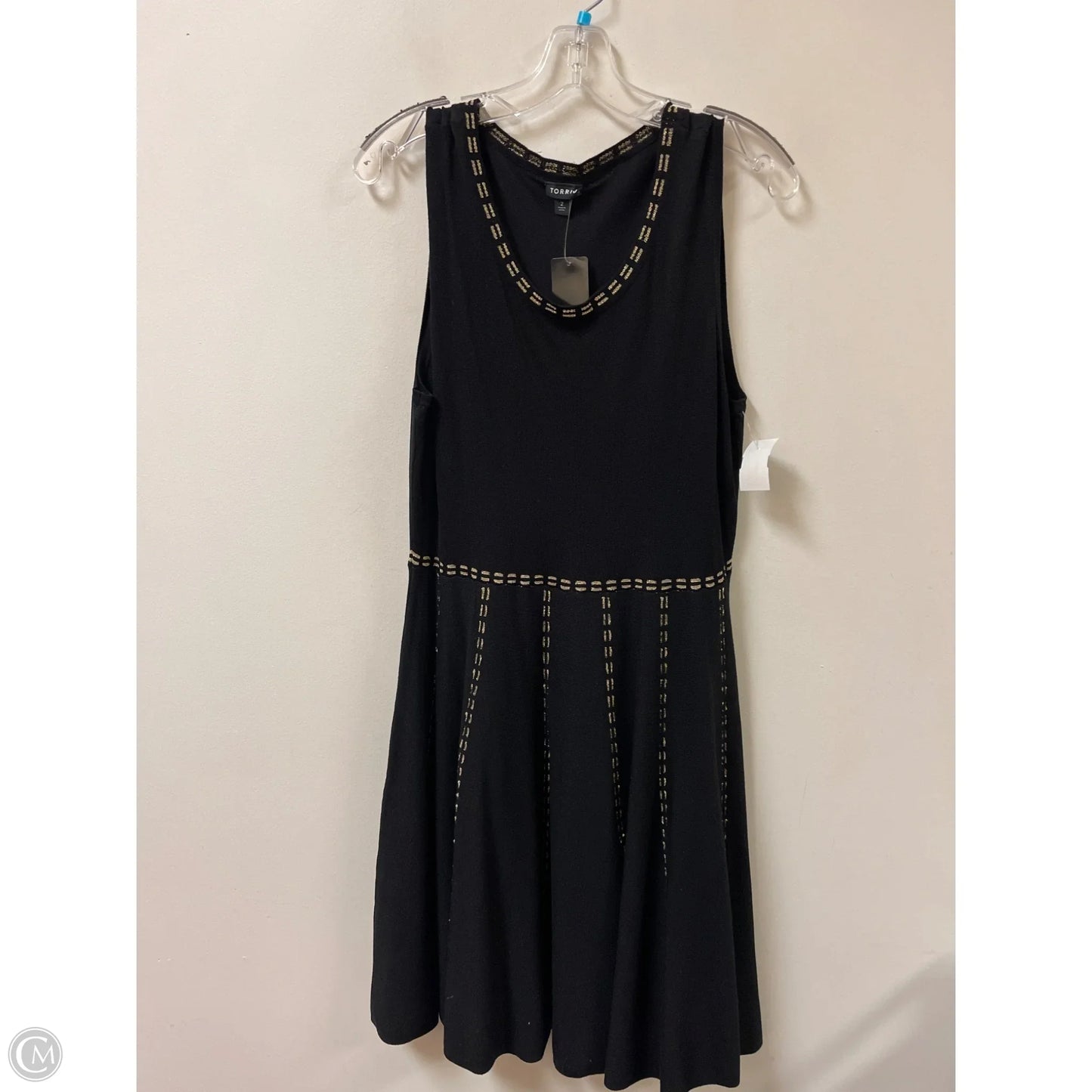 Dress Casual Short By Torrid In Black & Gold, Size: 2x