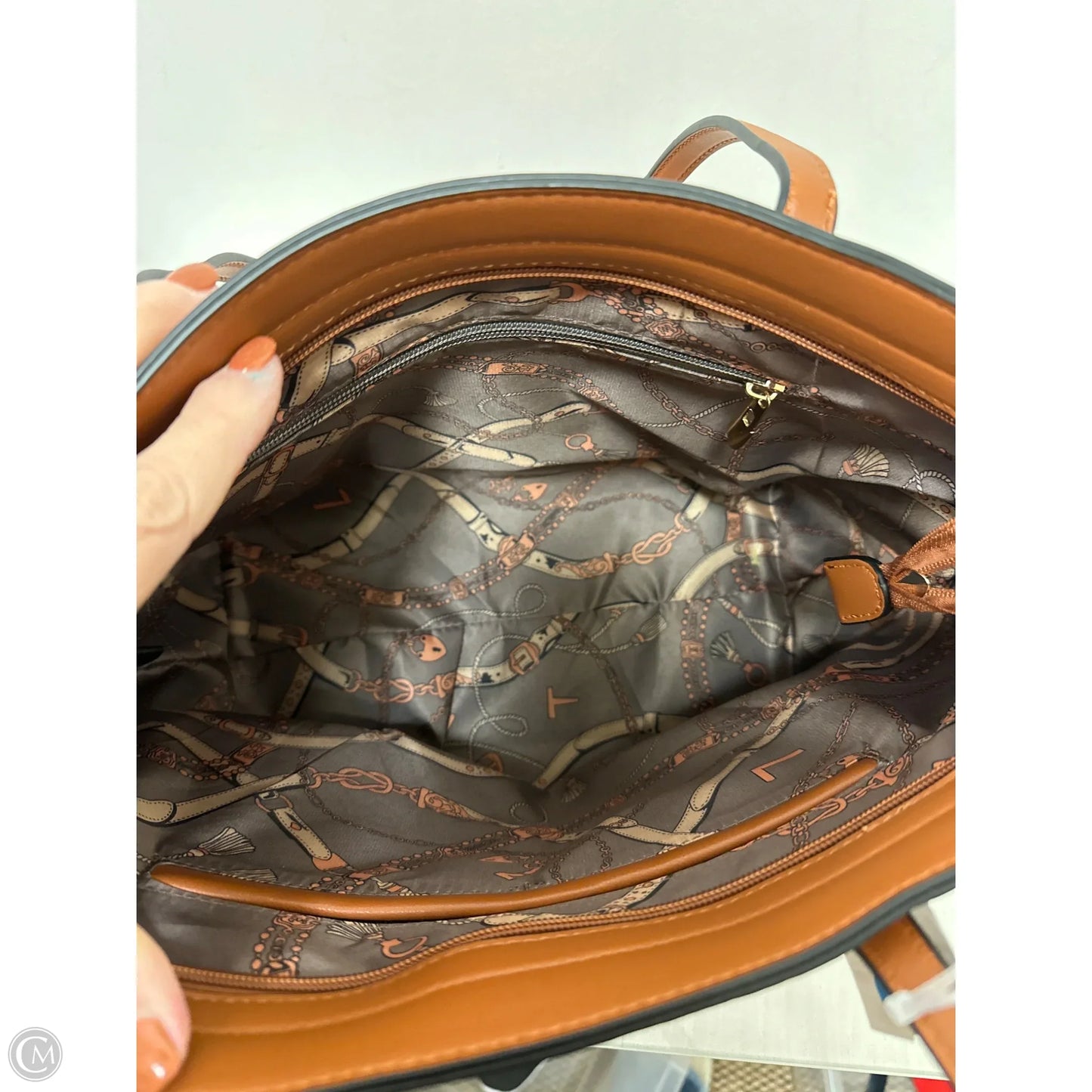 Handbag By Clothes Mentor, Size: Large