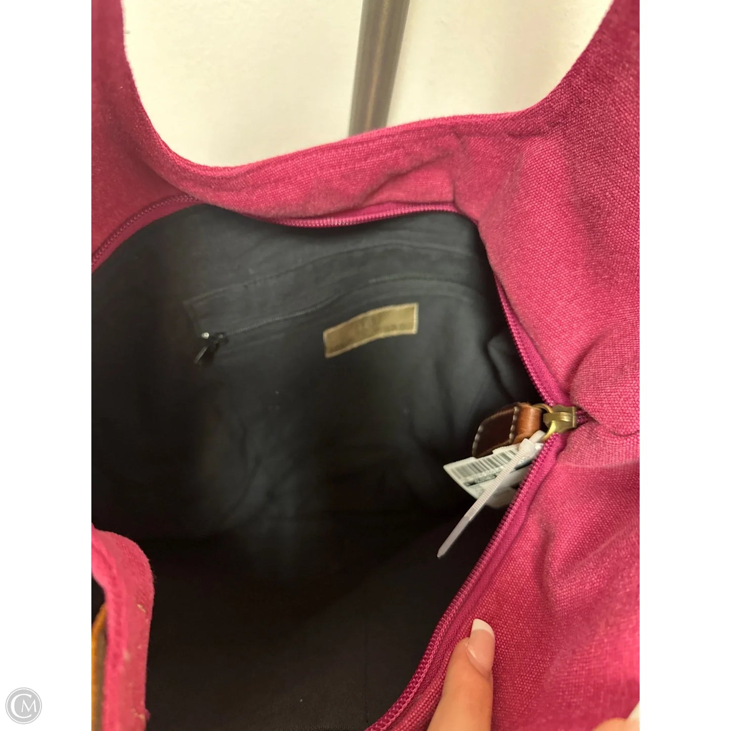 Tote By Clothes Mentor, Size: Medium