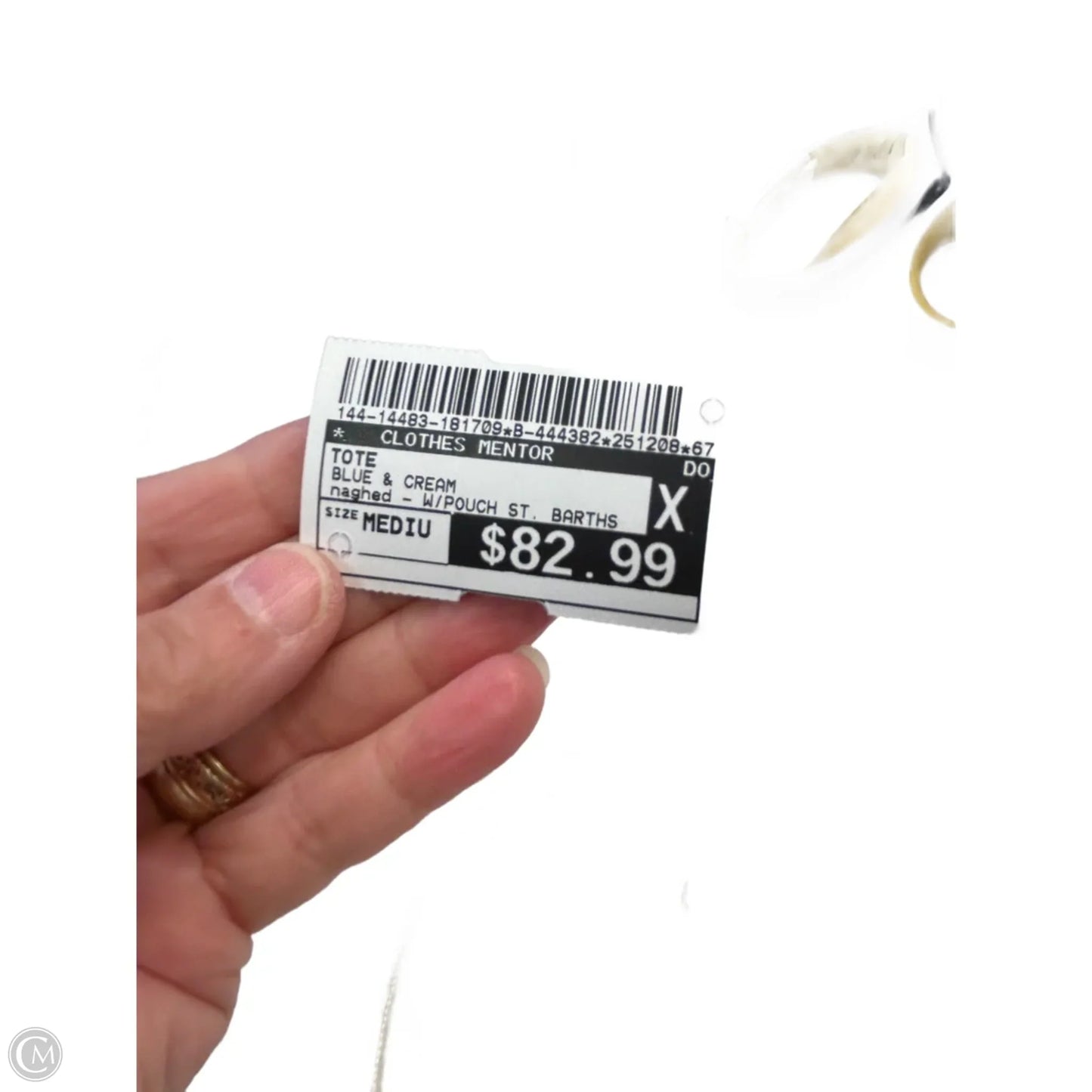 Tote By Clothes Mentor, Size: Medium