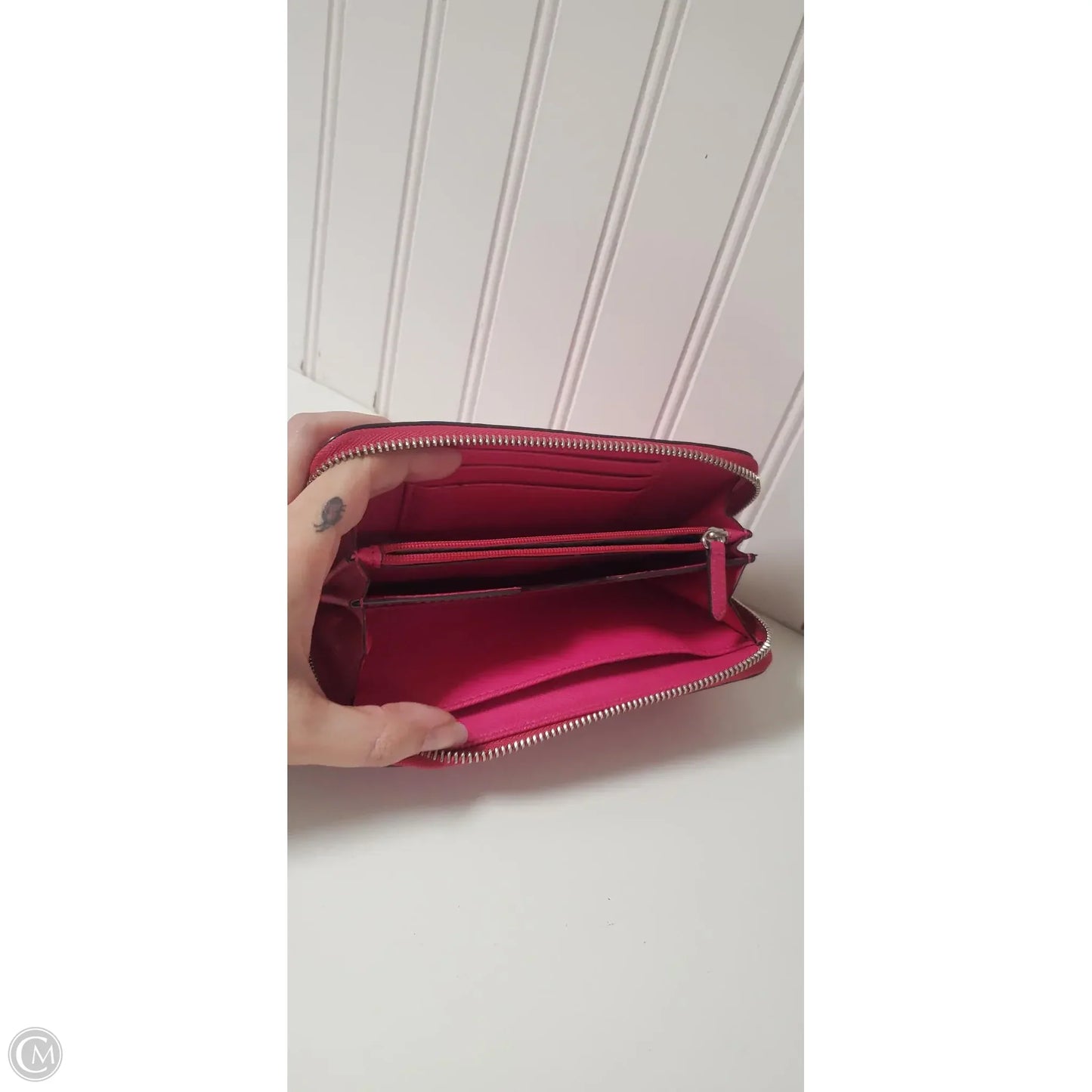 Wristlet Designer By Michael Kors, Size: Medium