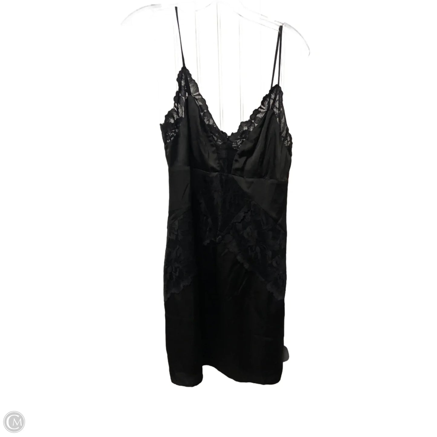 Dress Casual Short By Guess In Black, Size: S