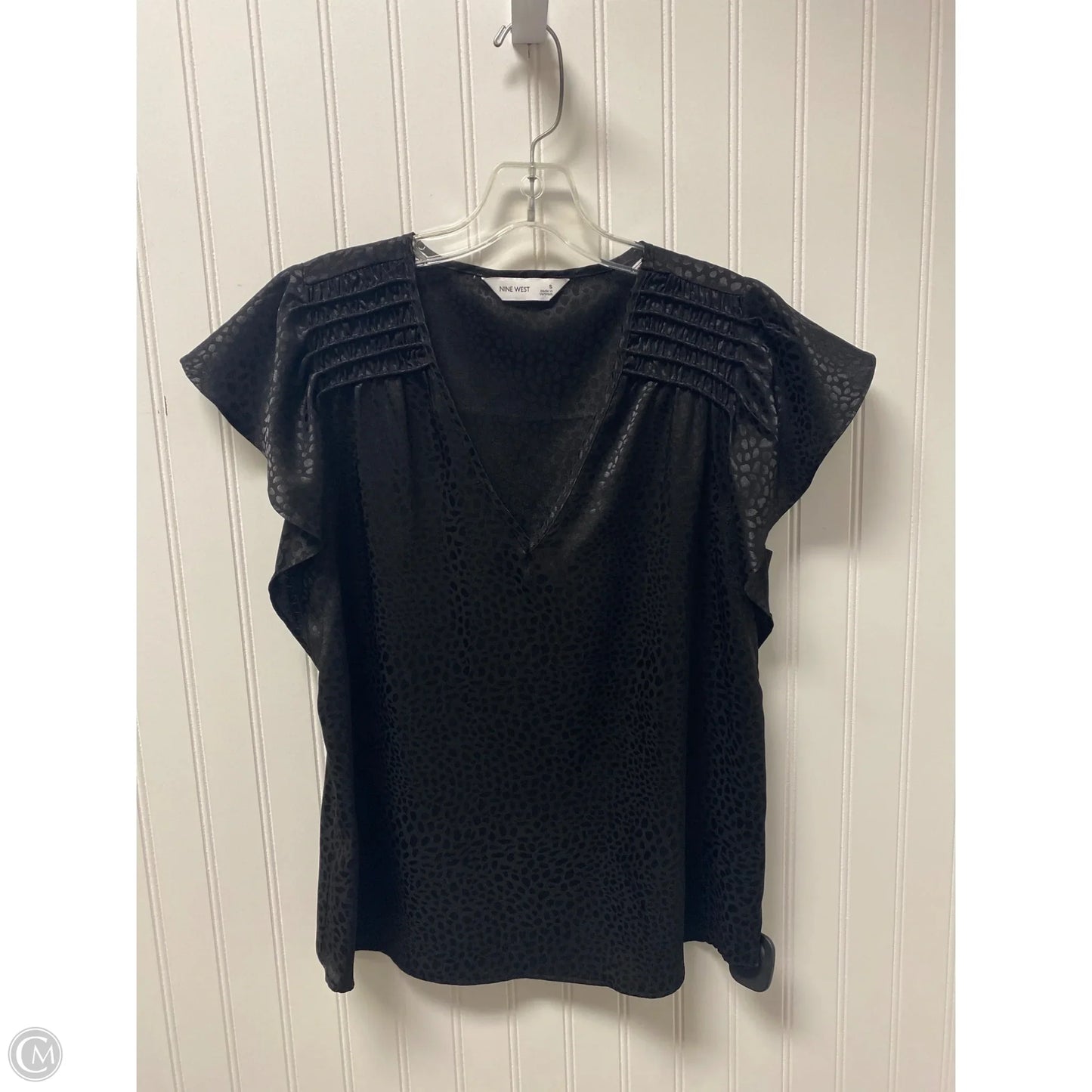 Top Short Sleeve By Nine West In Black, Size: S