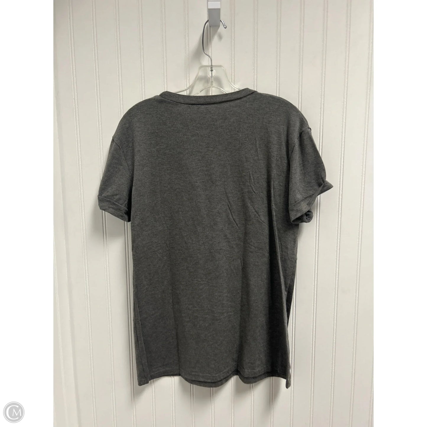Top Short Sleeve Basic By Clothes Mentor In Grey, Size: M