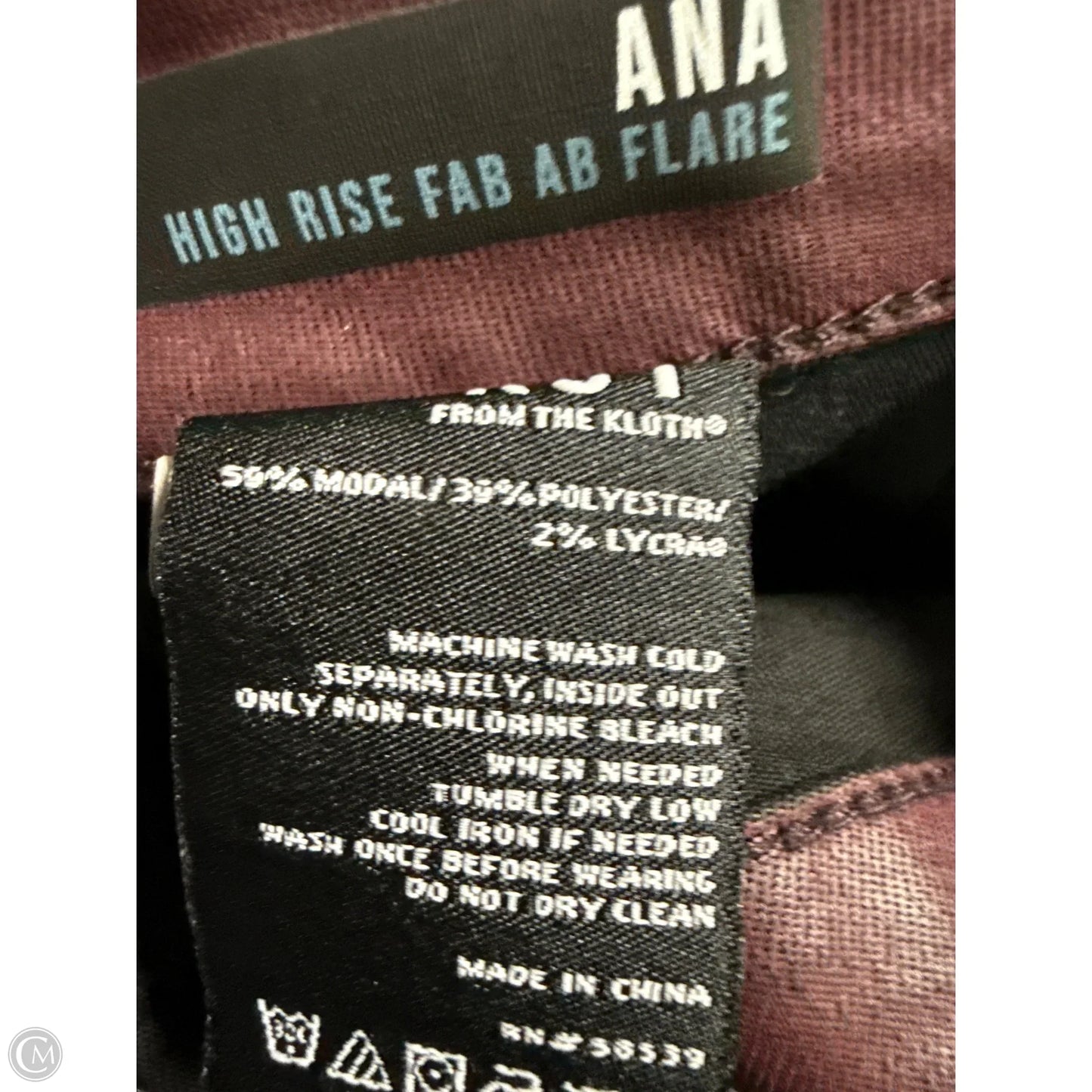 Jeans Flared By Kut In Maroon, Size: 6