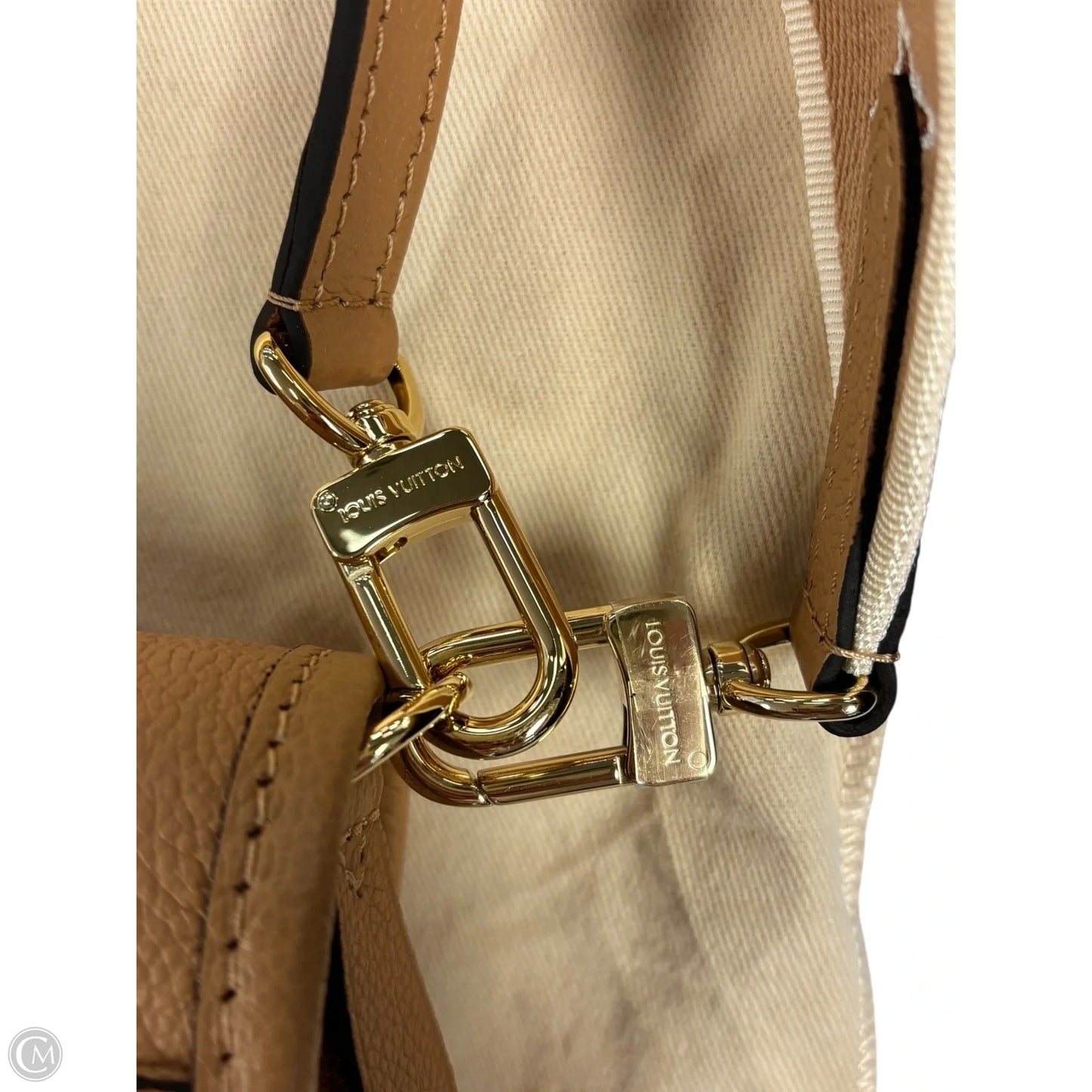 Crossbody Luxury Designer By Louis Vuitton, Size: Small