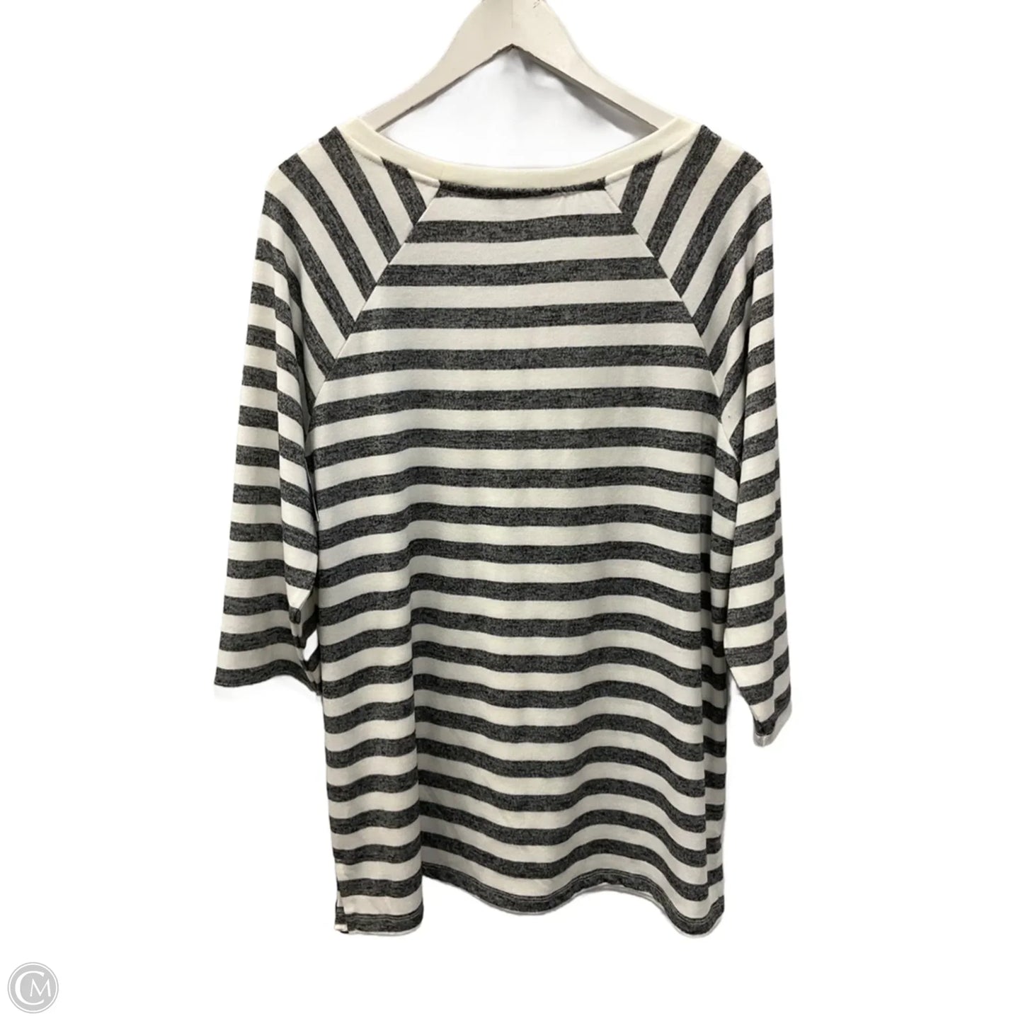 Top Long Sleeve By Christopher And Banks In Grey & White, Size: L