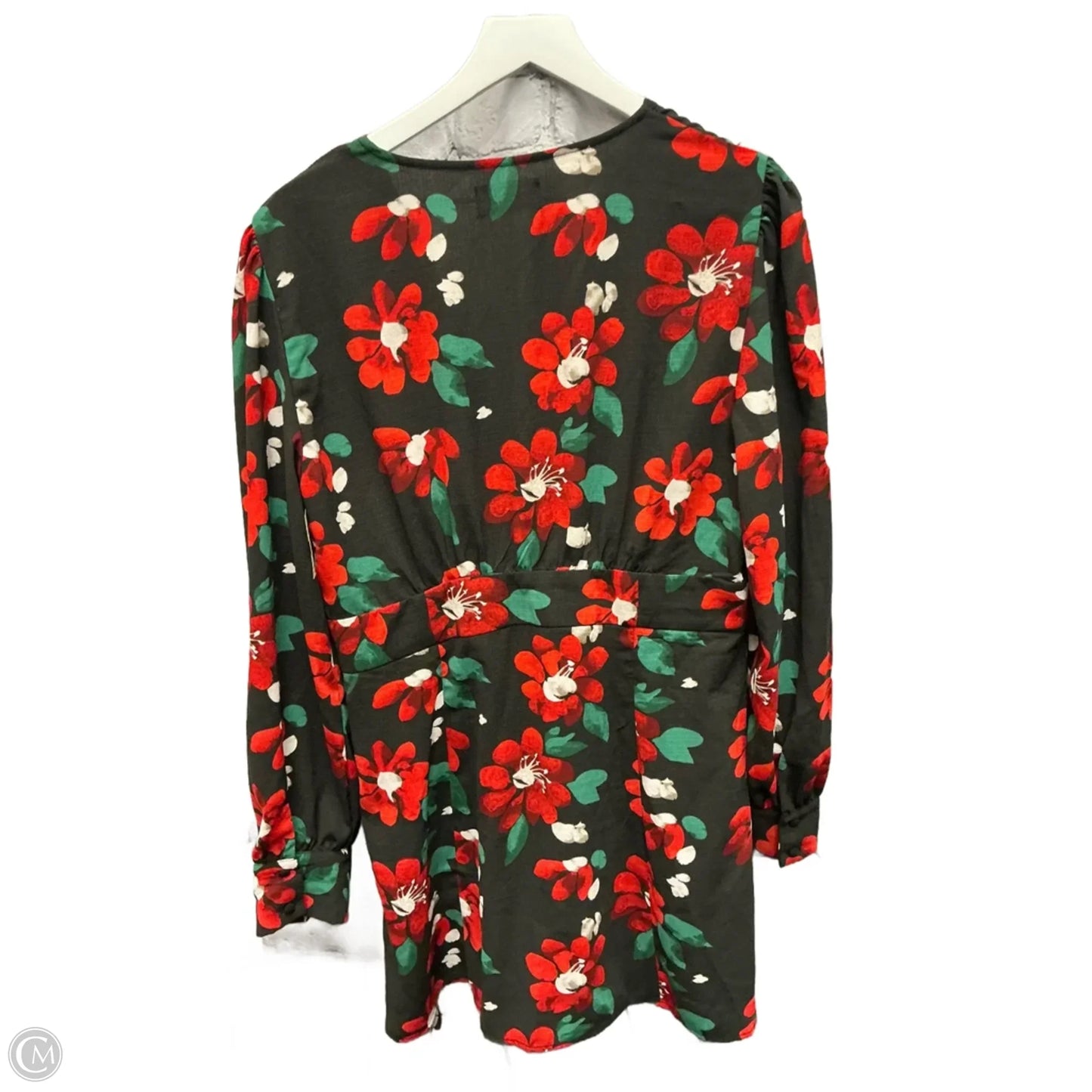 Dress Casual Short By Urban Outfitters In Black & Red, Size: Xl