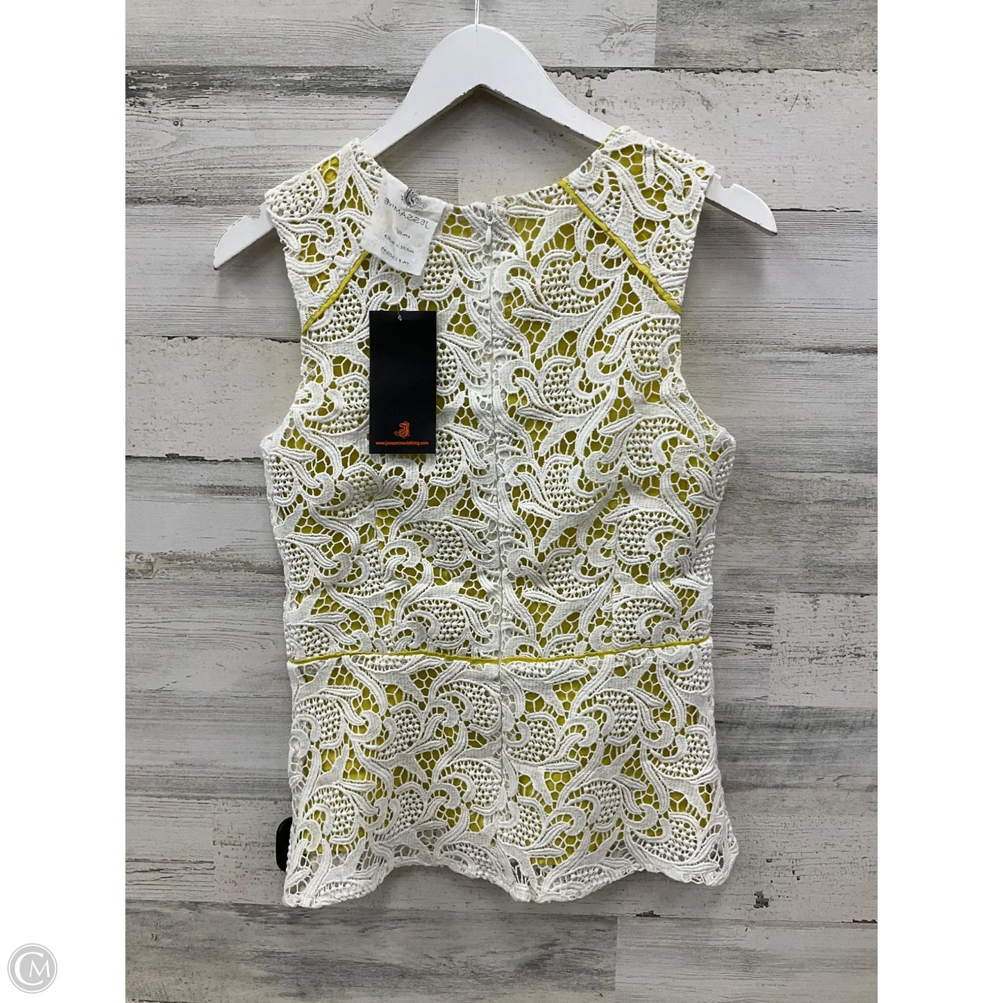 Top Sleeveless By Clothes Mentor In Yellow, Size: S