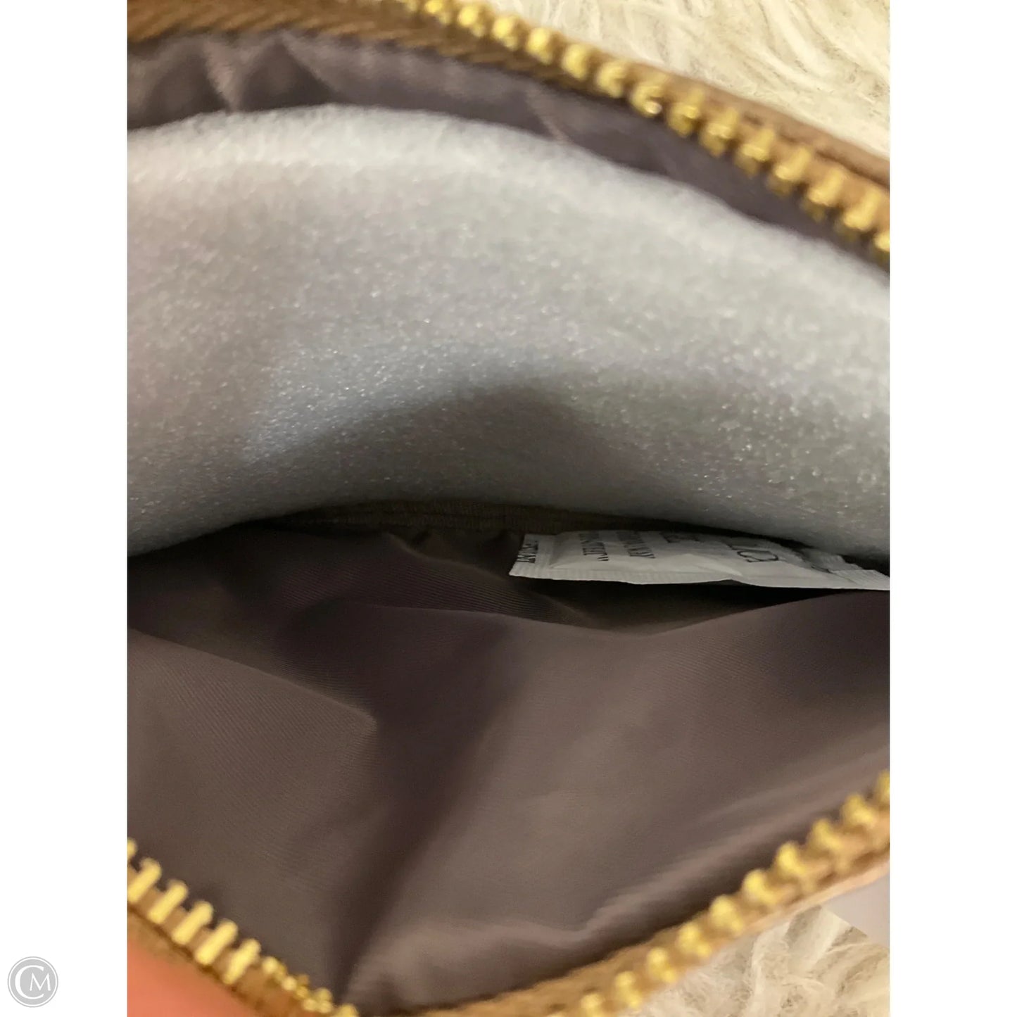 Coin Purse By Clothes Mentor, Size: Medium