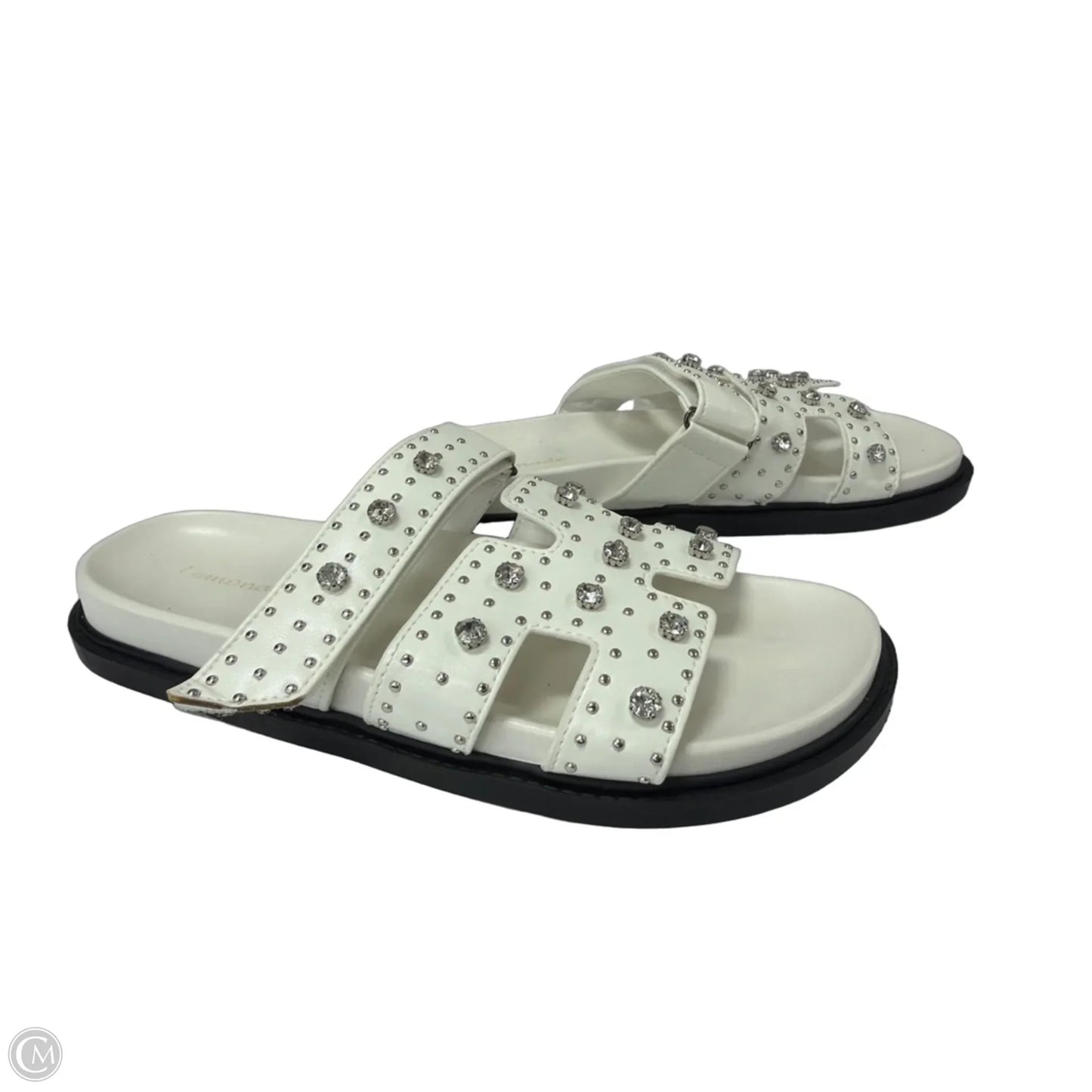 Sandals Flats By Clothes Mentor In White, Size: 9