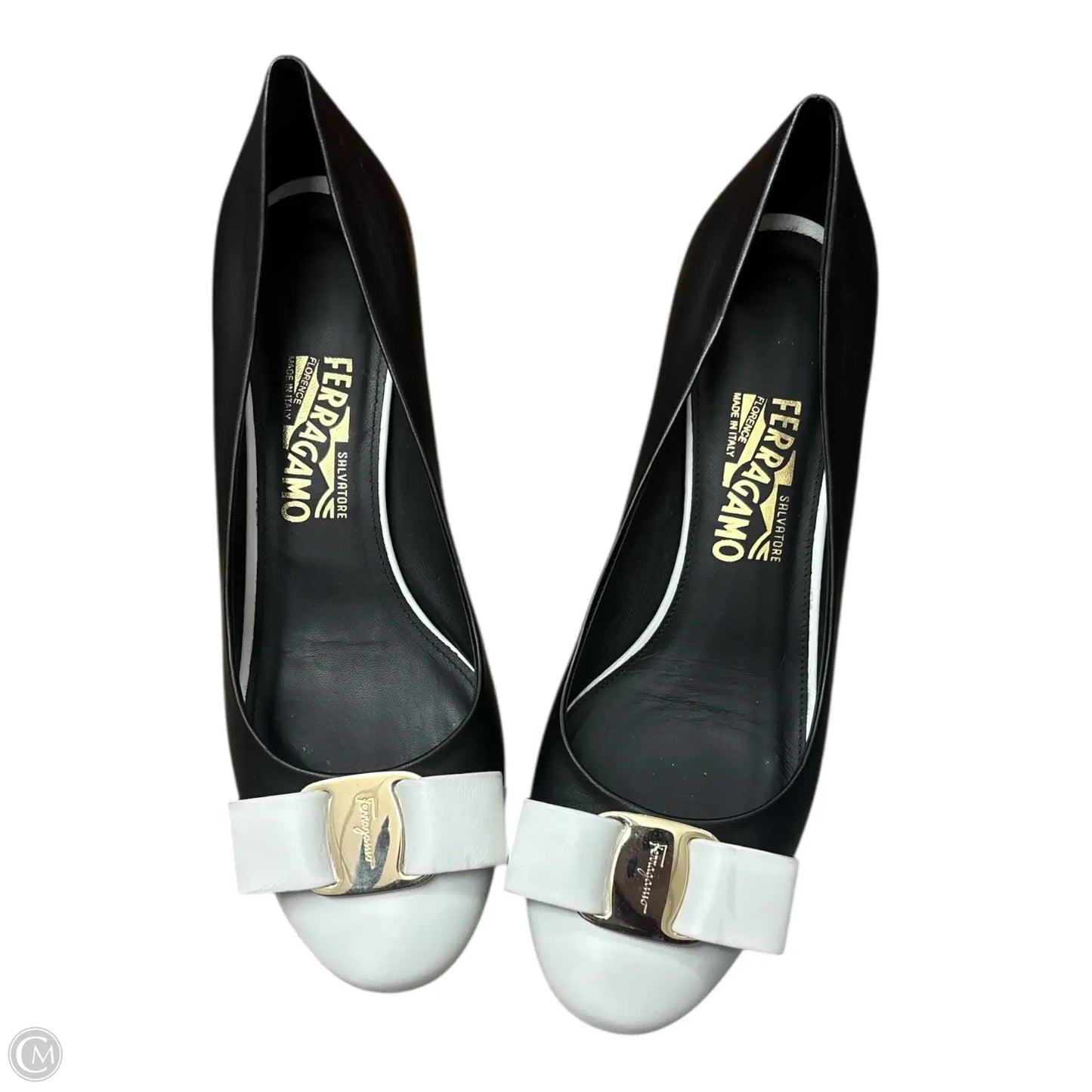 Shoes Luxury Designer By Ferragamo In Black & White, Size: 9.5