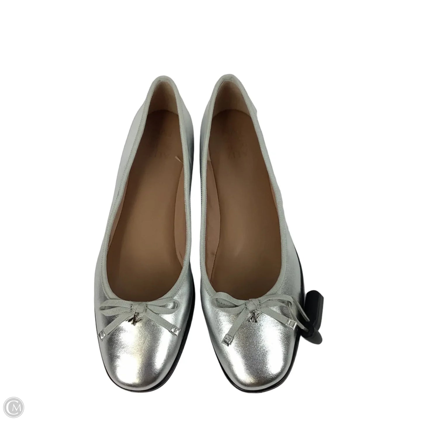 Shoes Flats By Naturalizer In Silver, Size: 10