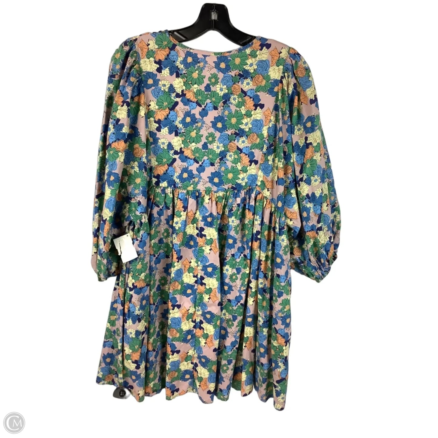 Dress Casual Short By Entro In Floral Print, Size: L