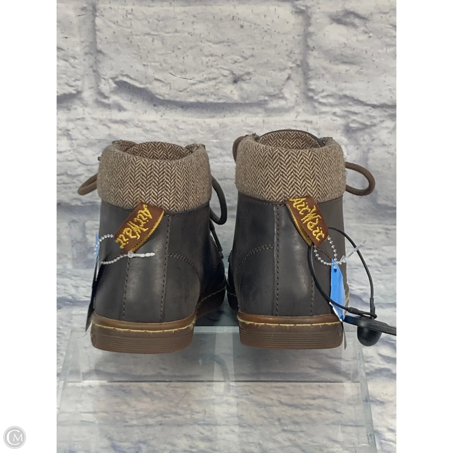 Shoes Flats By Dr Martens In Brown, Size: 8