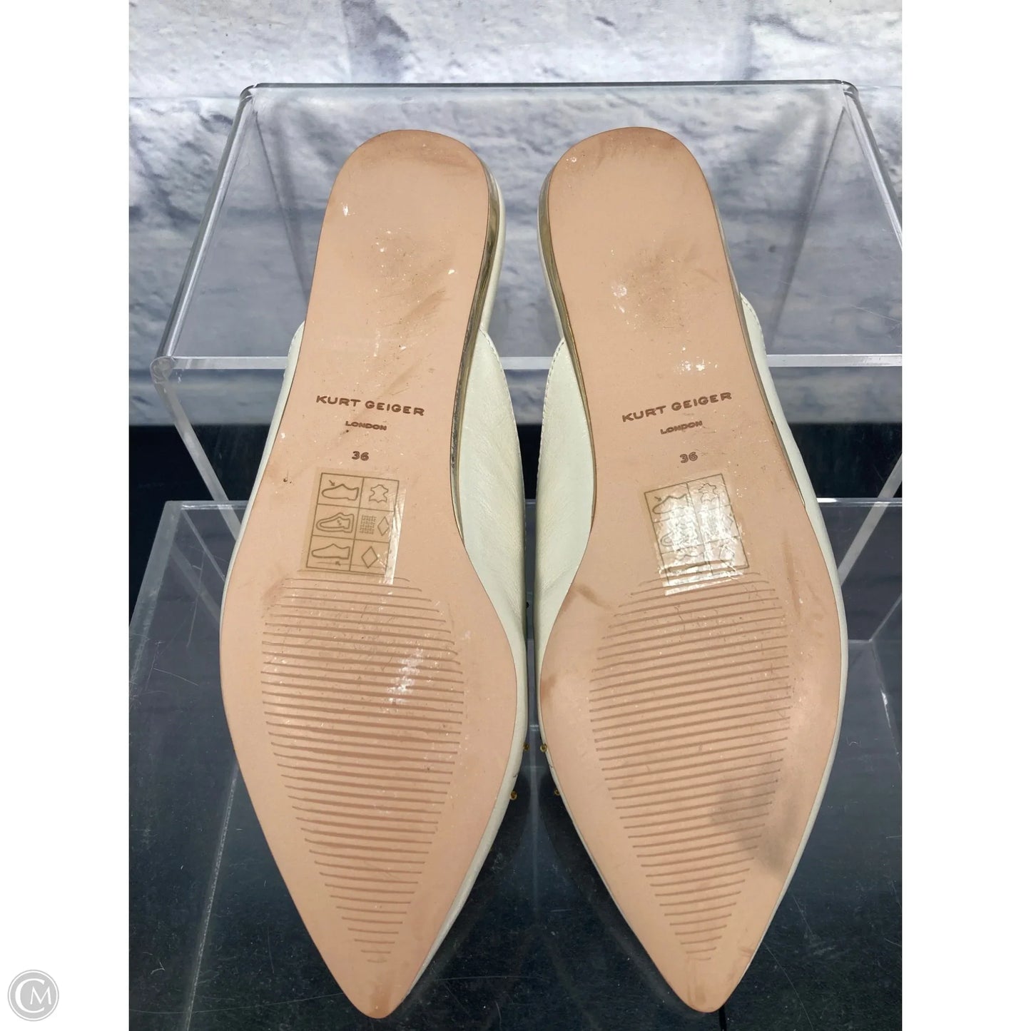 Shoes Designer By Kurt Geiger In Cream, Size: 6