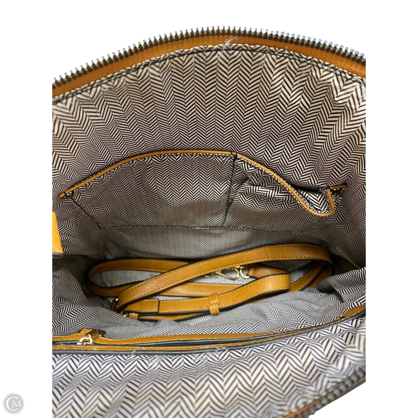 Handbag By Clothes Mentor, Size: Medium