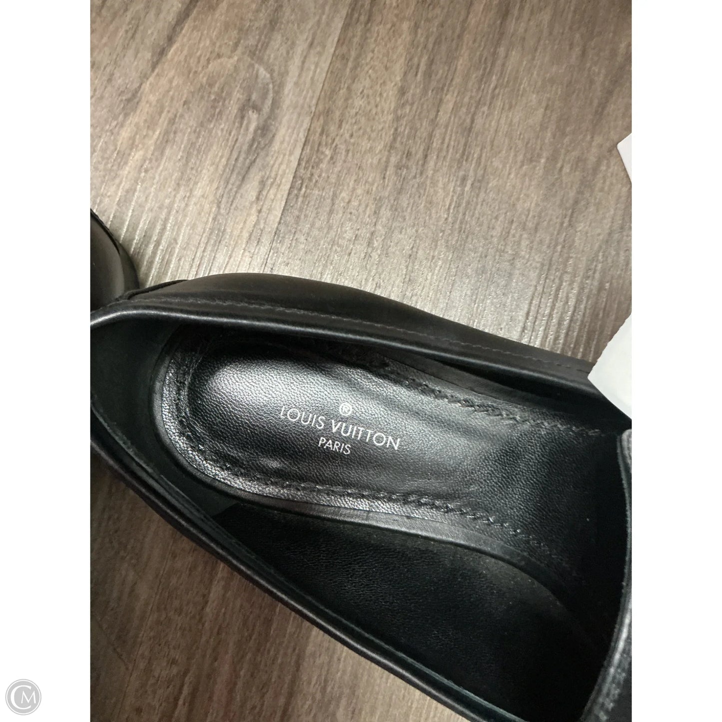 Shoes Luxury Designer By Louis Vuitton In Black & Gold, Size: 8