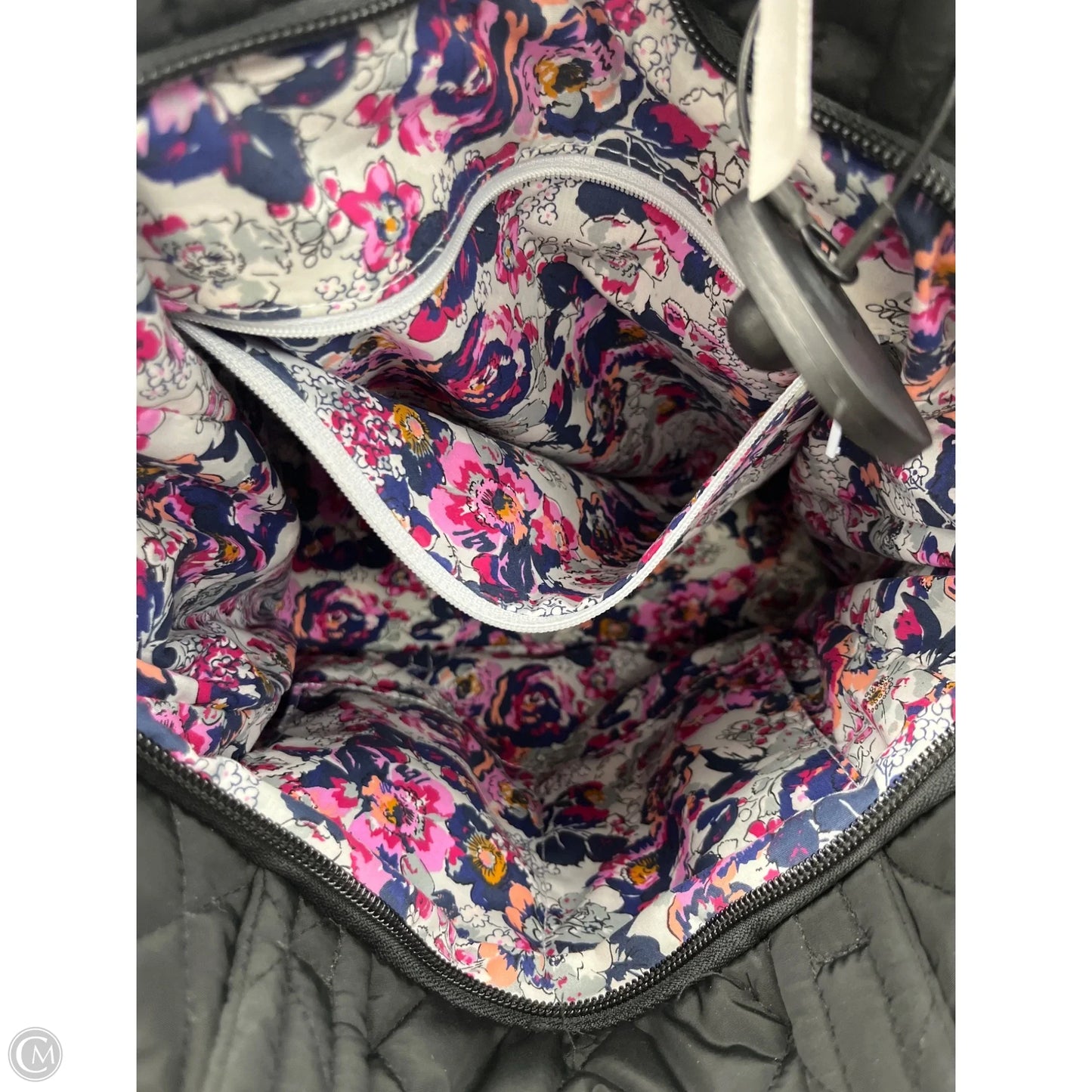 Handbag By Vera Bradley, Size: Medium