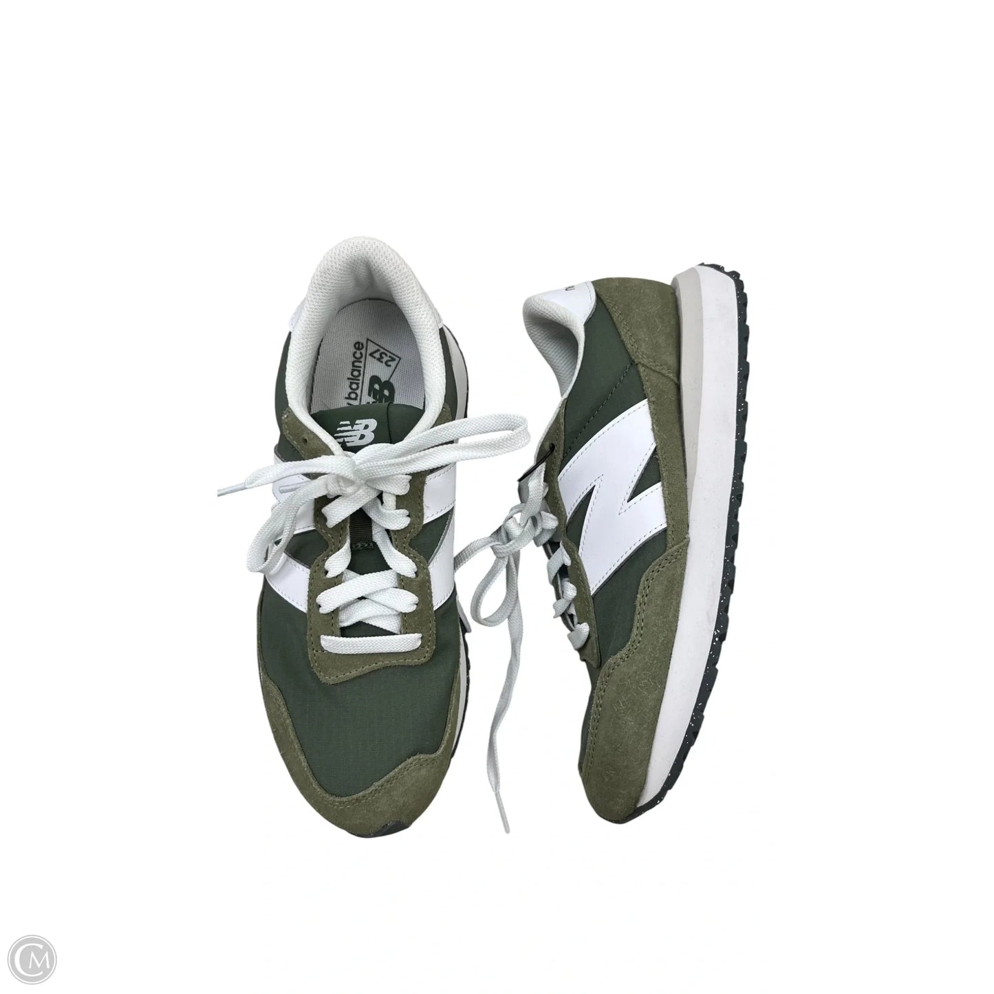 Shoes Athletic By New Balance In Green & White, Size: 9