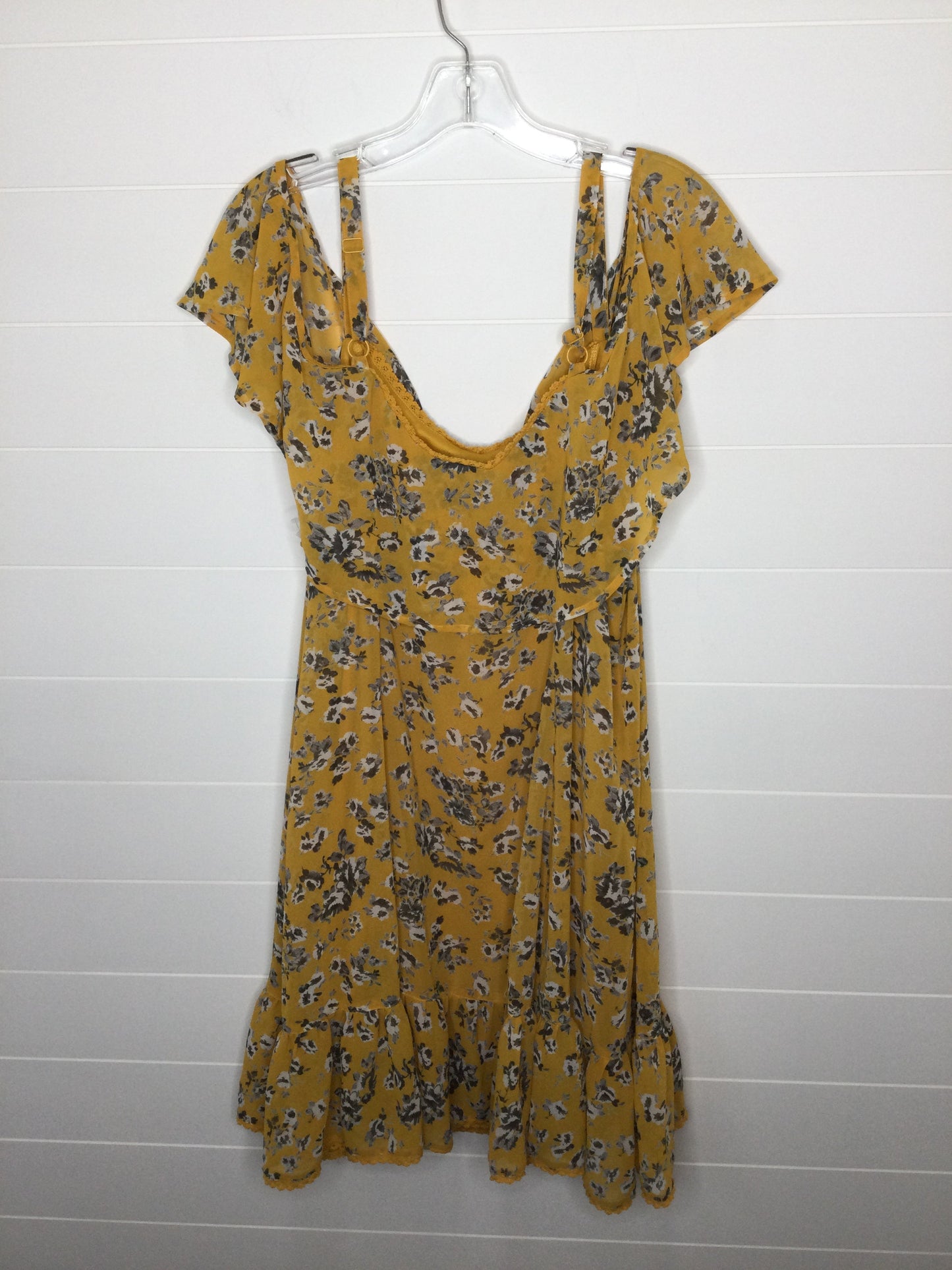 Dress Casual Short By Torrid Size: 1x