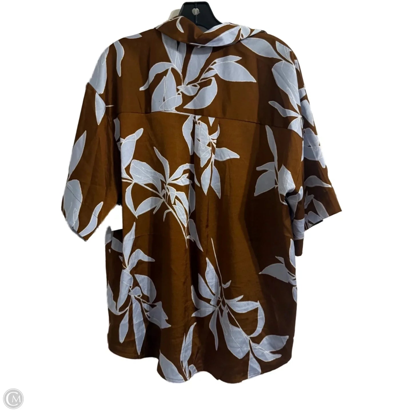 Top Short Sleeve By Entro In Brown, Size: M