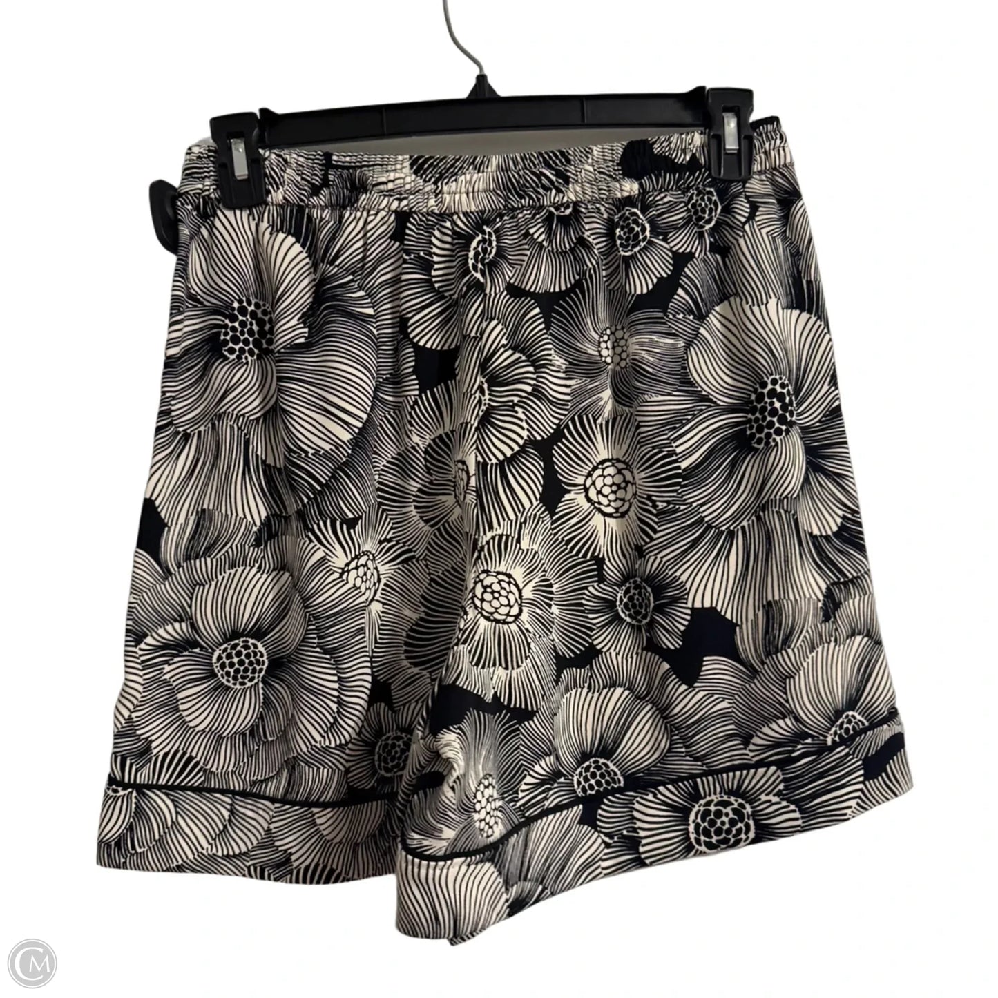 Shorts By Express In Black, Size: M