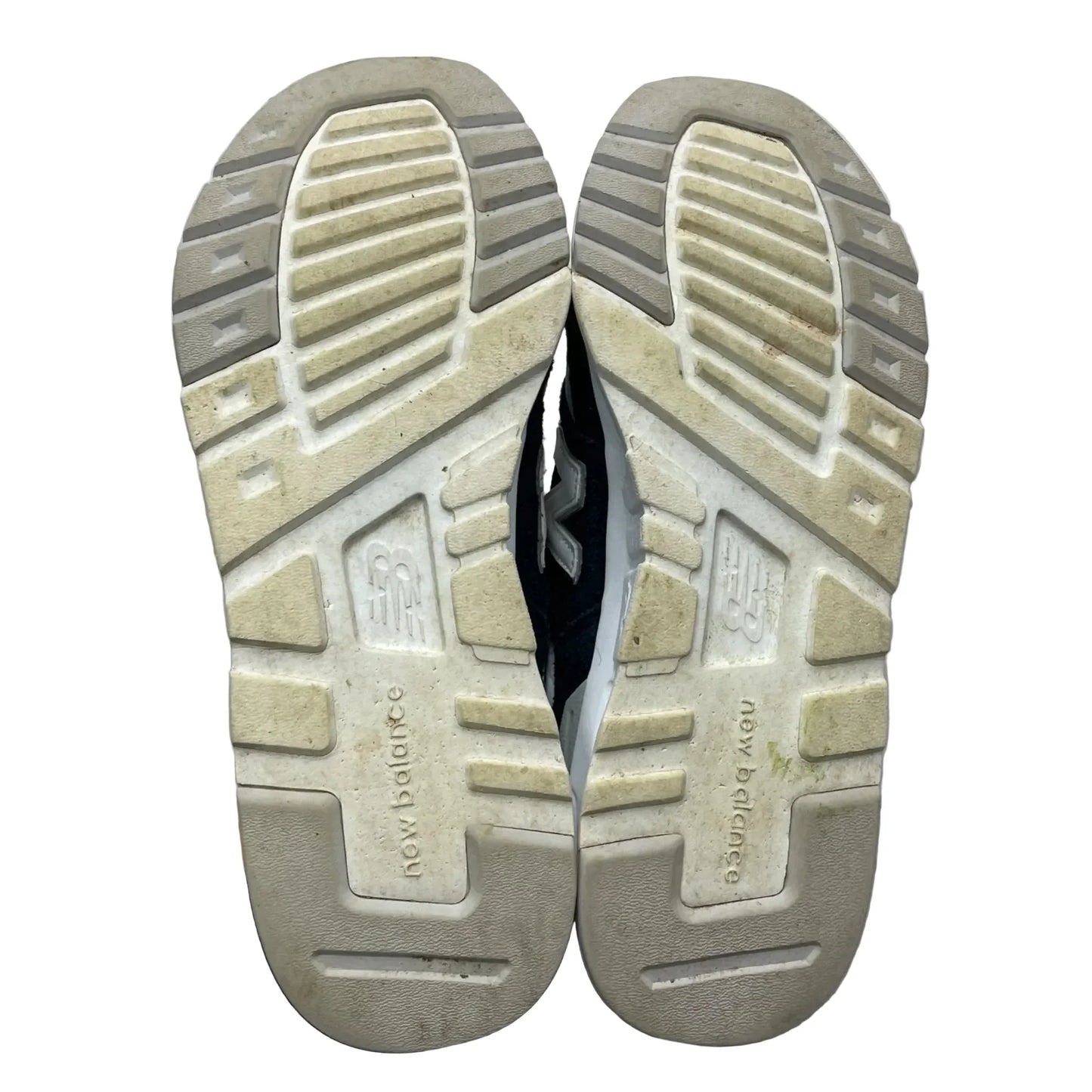 Shoes Athletic By New Balance In Black & White, Size: 8