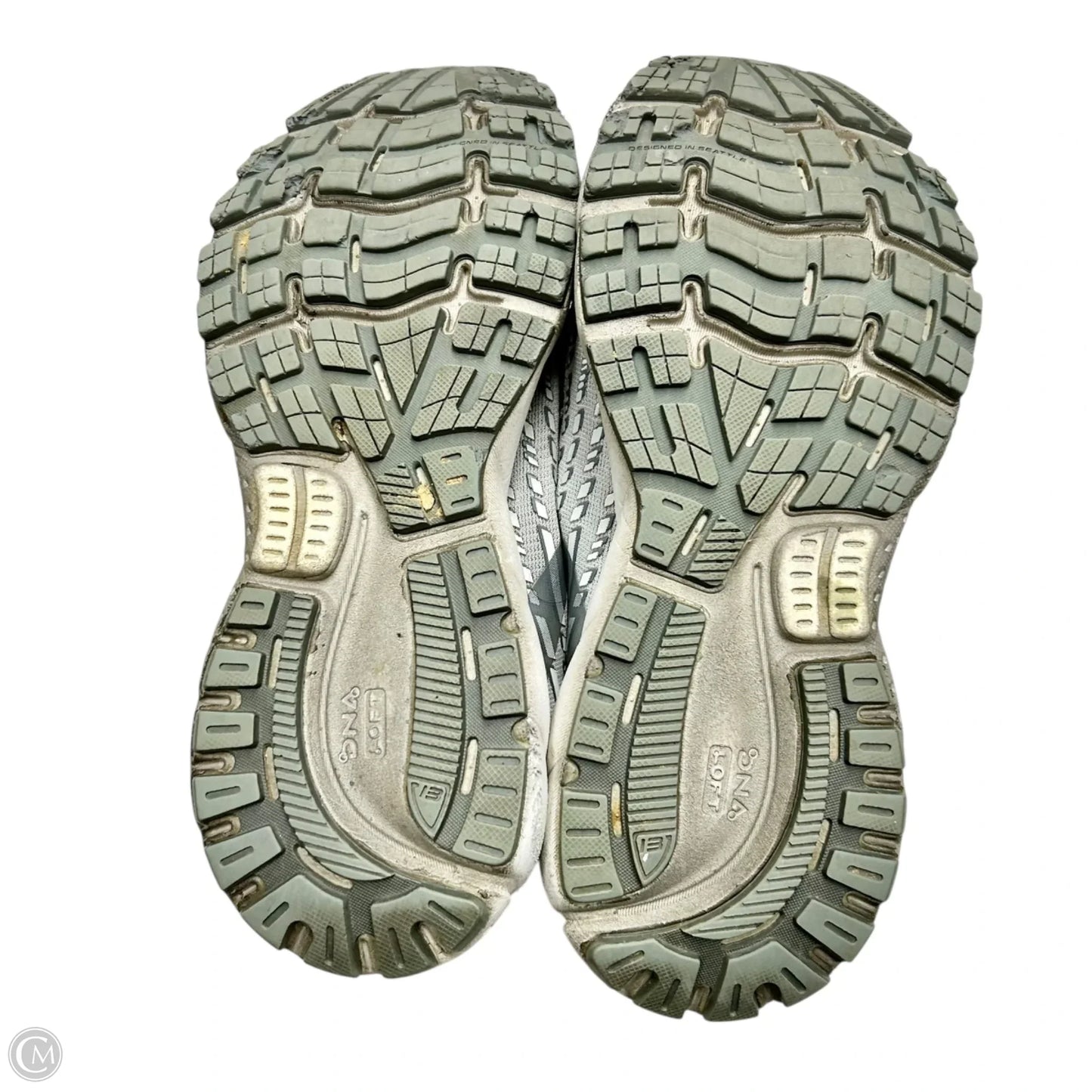 Shoes Athletic By Brooks In Grey, Size: 8.5