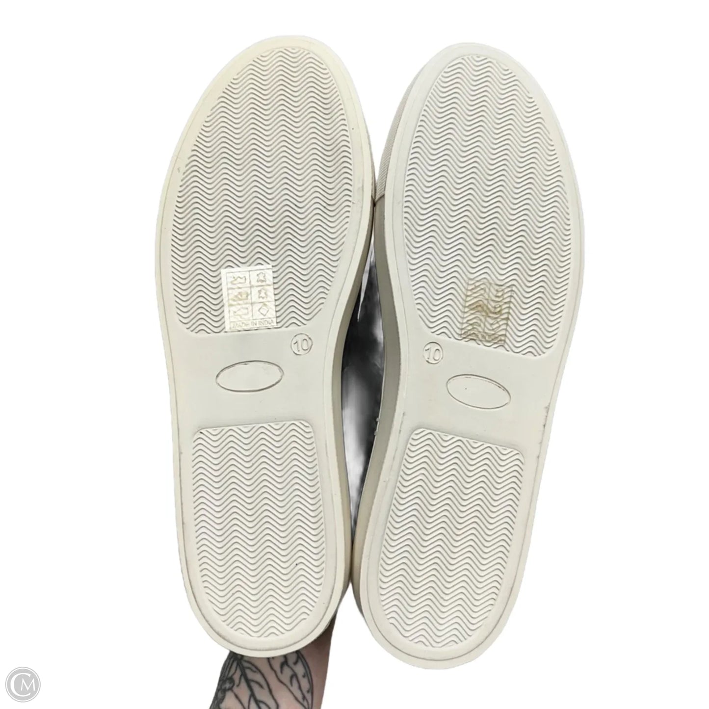 Shoes Flats By Brighton In Black & White, Size: 10