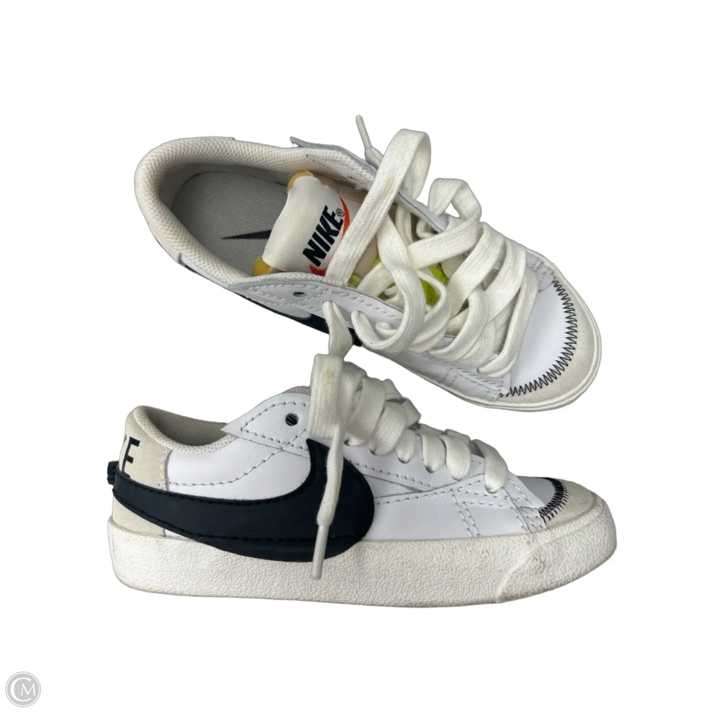 Shoes Sneakers By Nike In Black & Cream, Size: 7