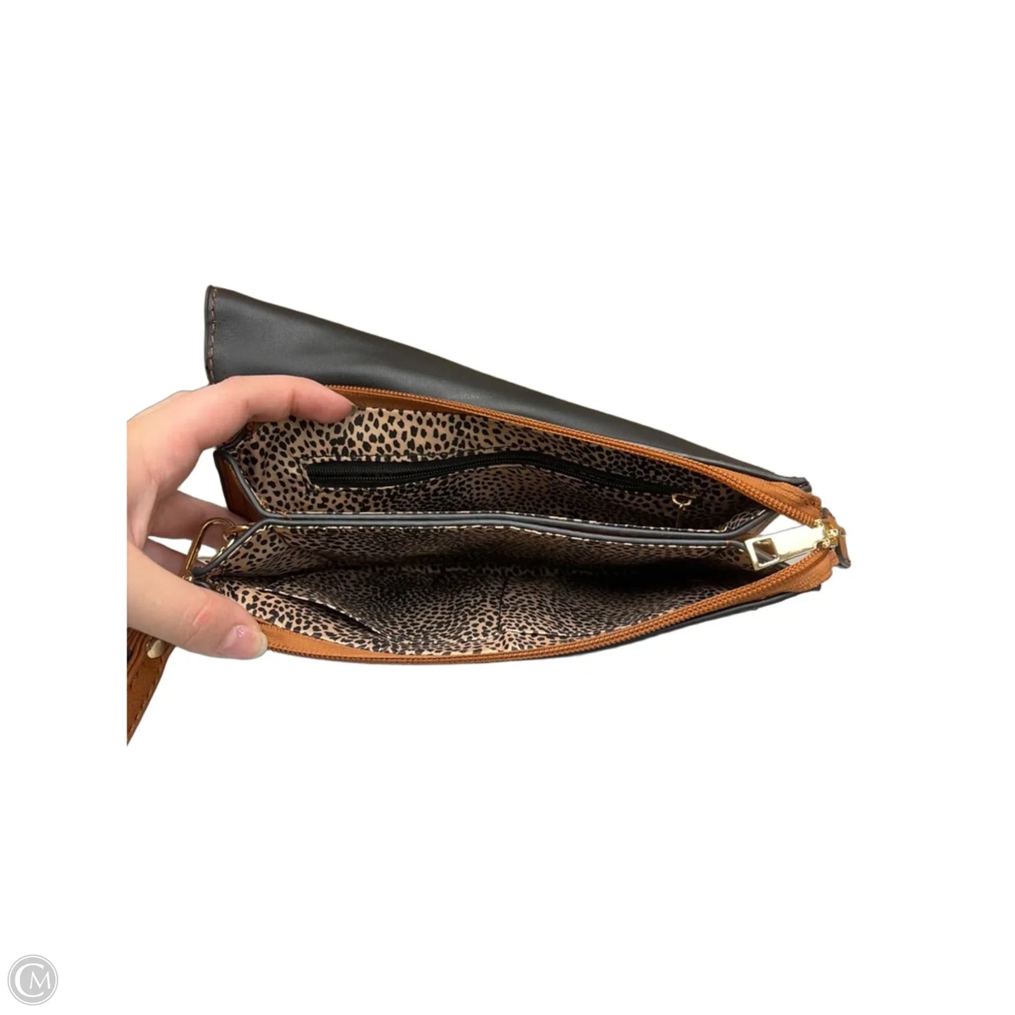 Wristlet By Clothes Mentor, Size: Medium