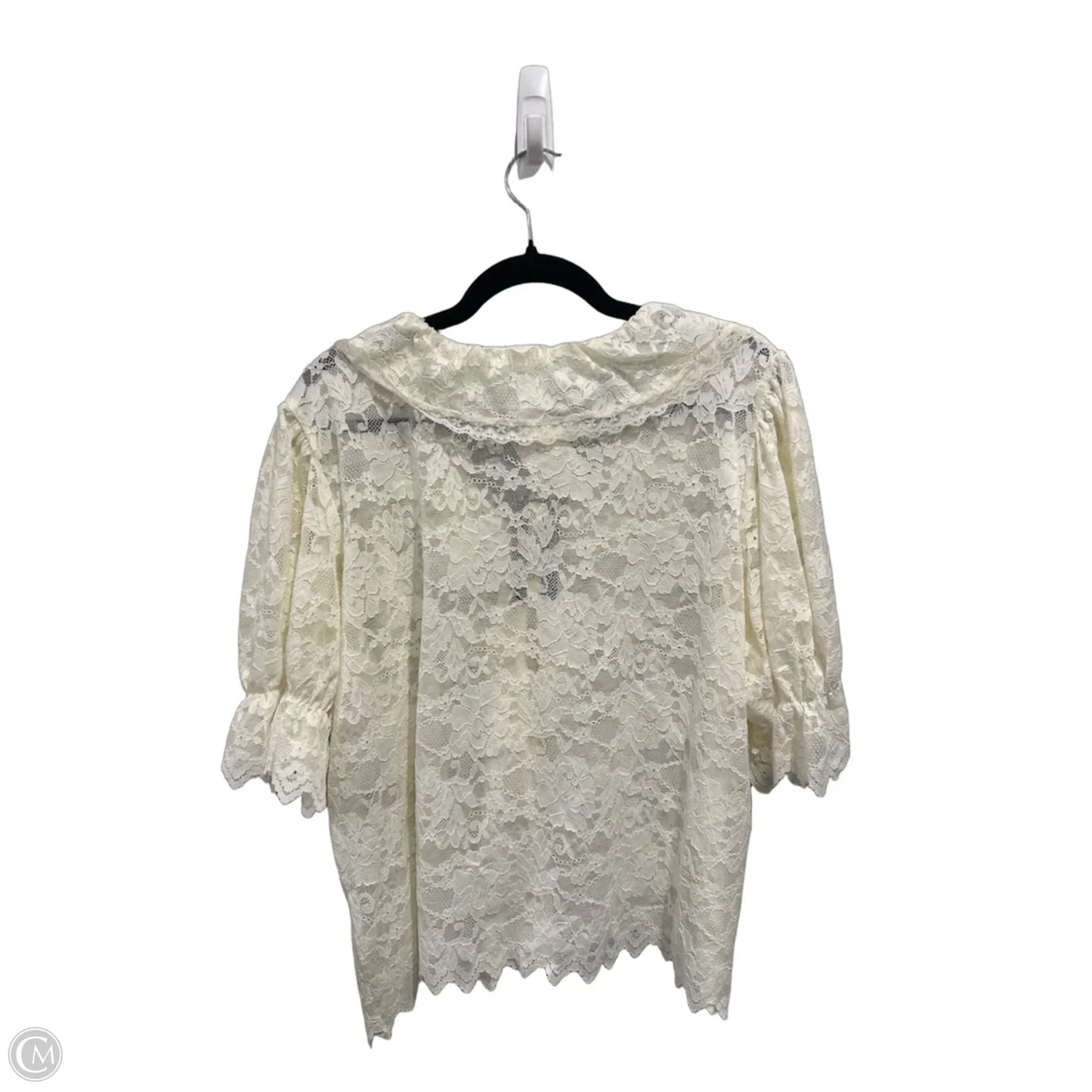Top Short Sleeve By Ultra Pink In Cream, Size: Xl