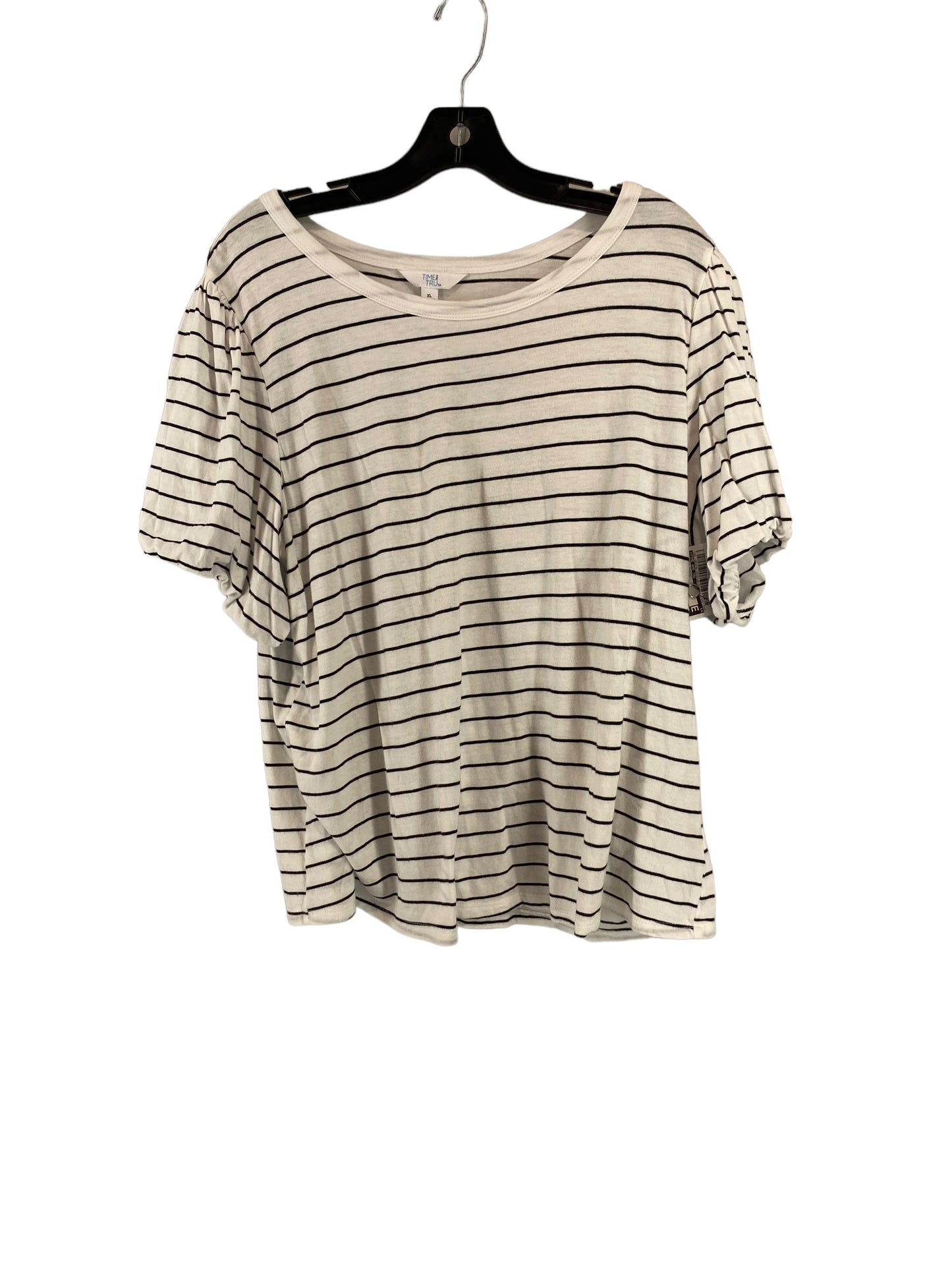 Top Short Sleeve Basic By Time And Tru Size: Xl