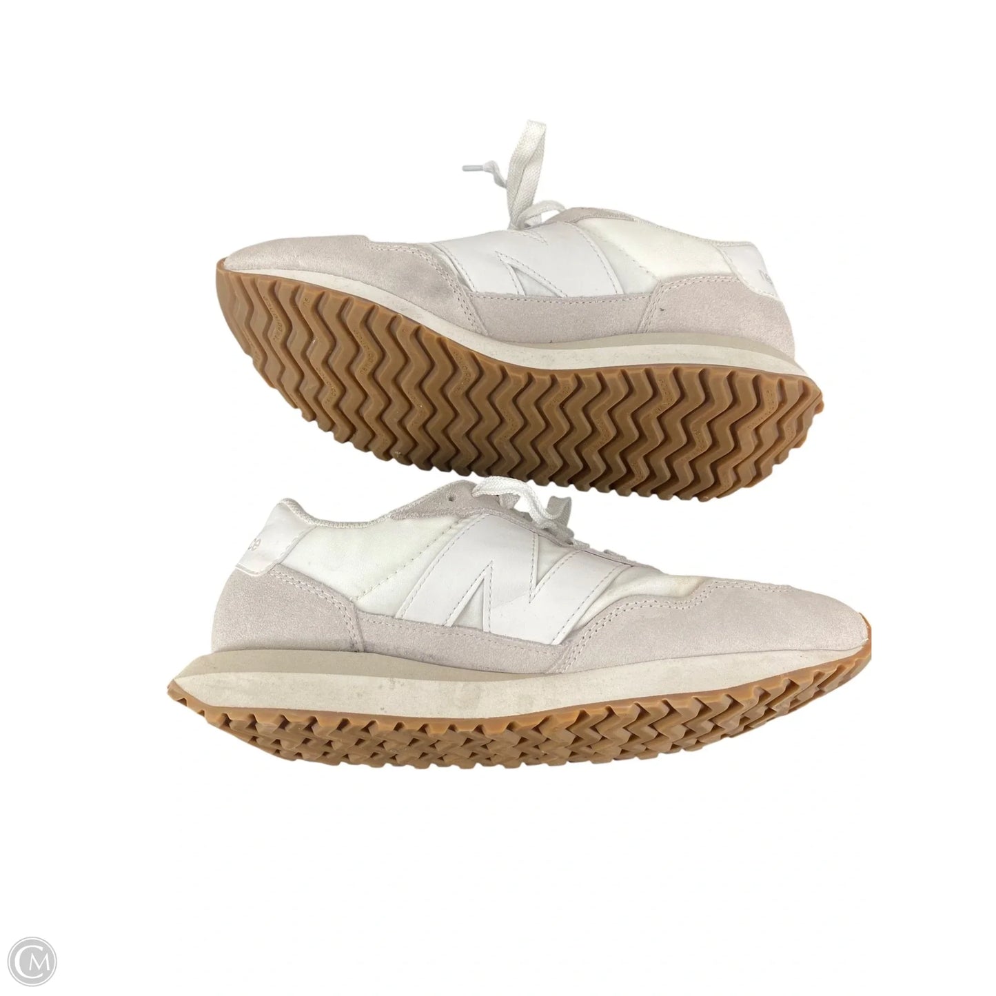 Shoes Athletic By New Balance In White, Size: 7.5