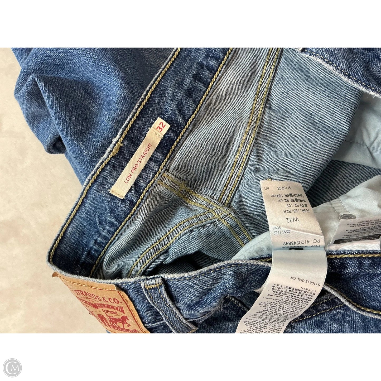 Jeans Straight By Levis In Blue Denim, Size: 10