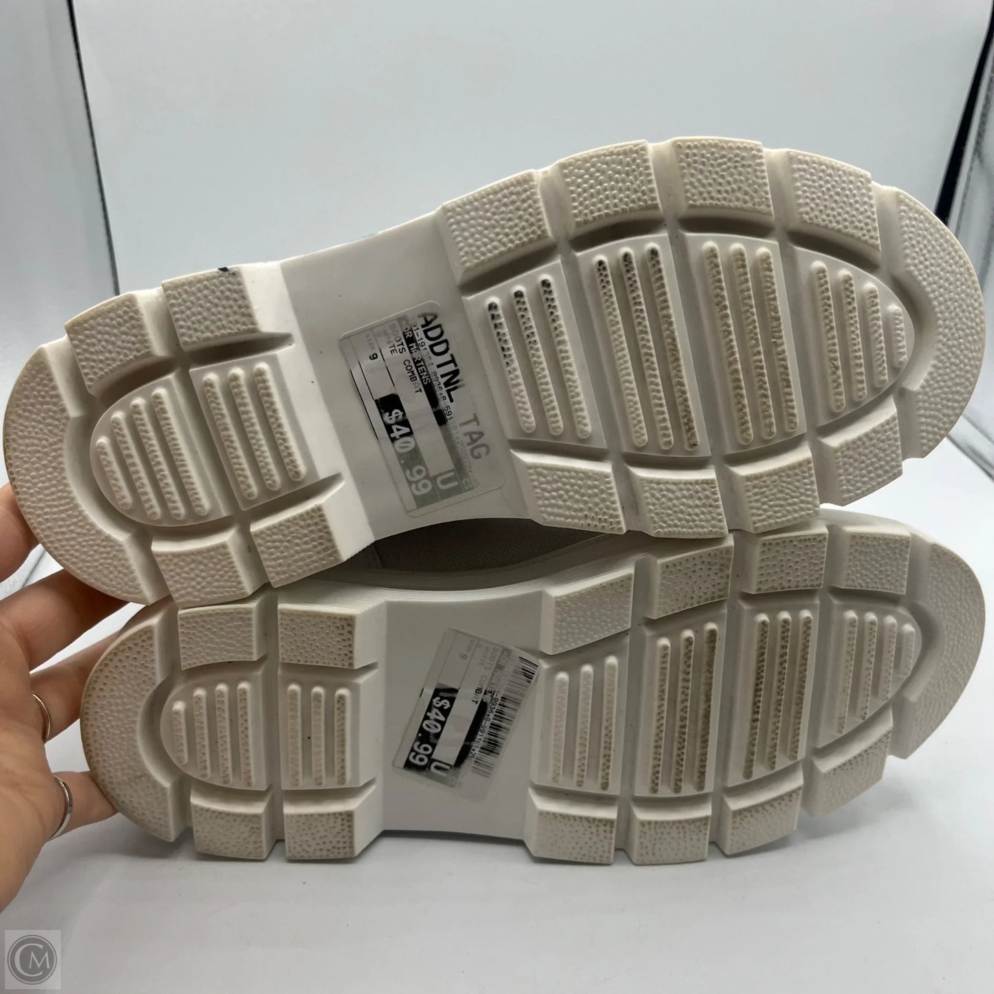 Boots Combat By Dr Martens In White, Size: 9