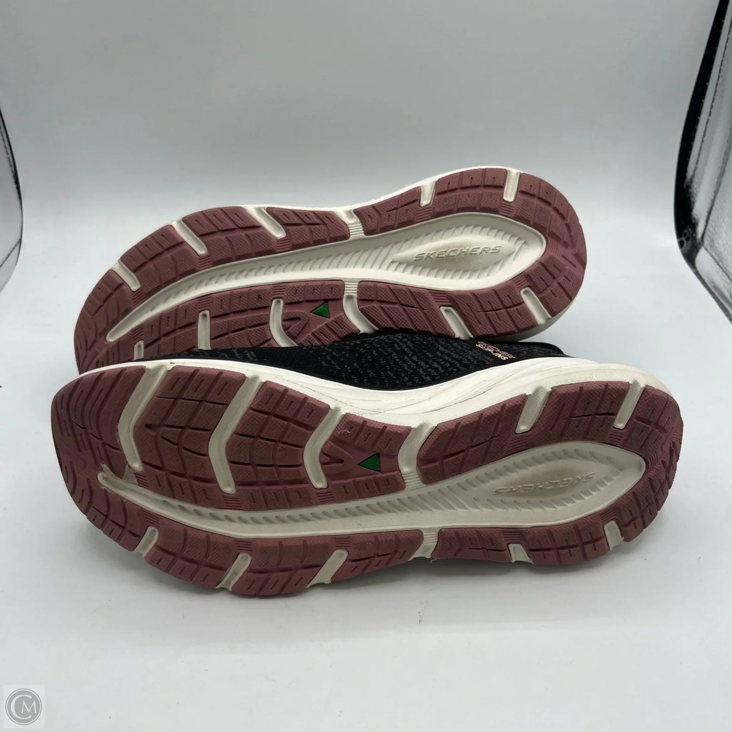 Shoes Athletic By Skechers In Grey, Size: 7.5