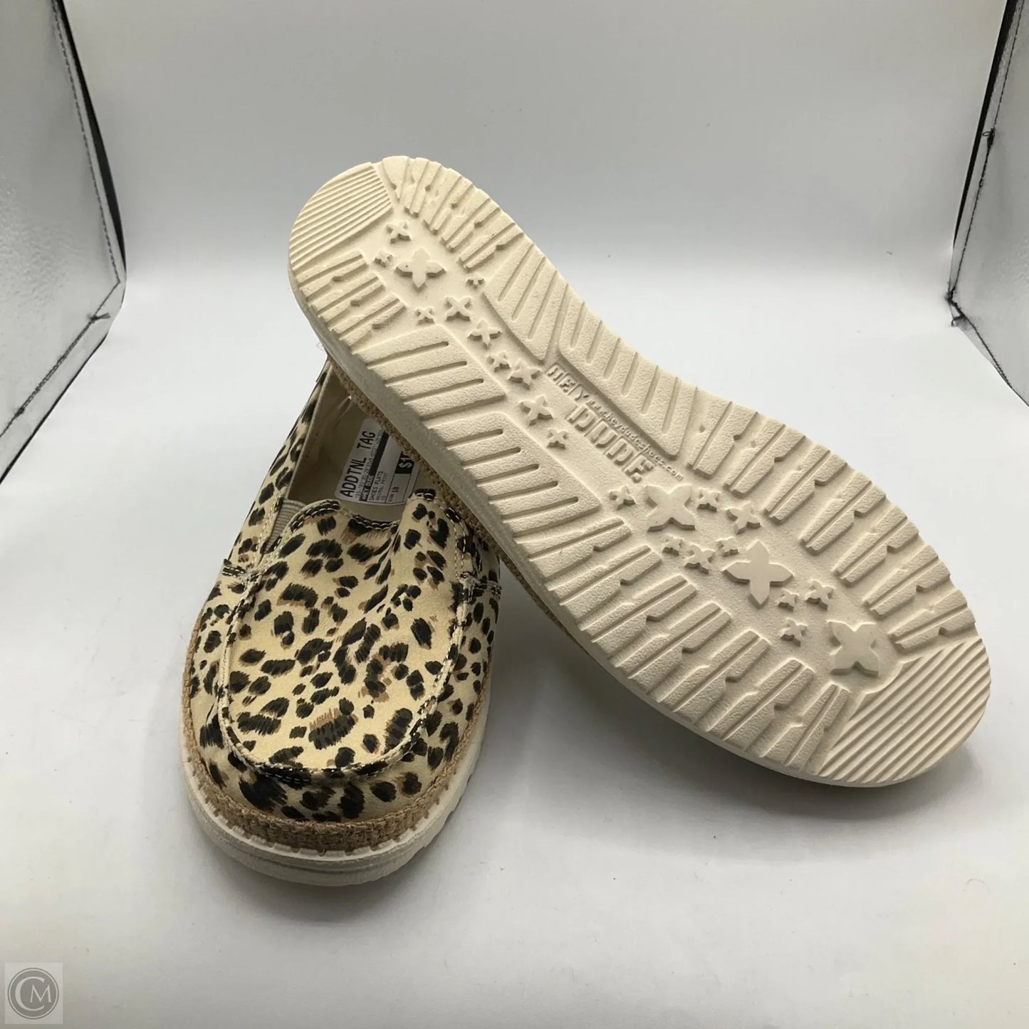 Shoes Flats By Hey Dude In Animal Print, Size: 10