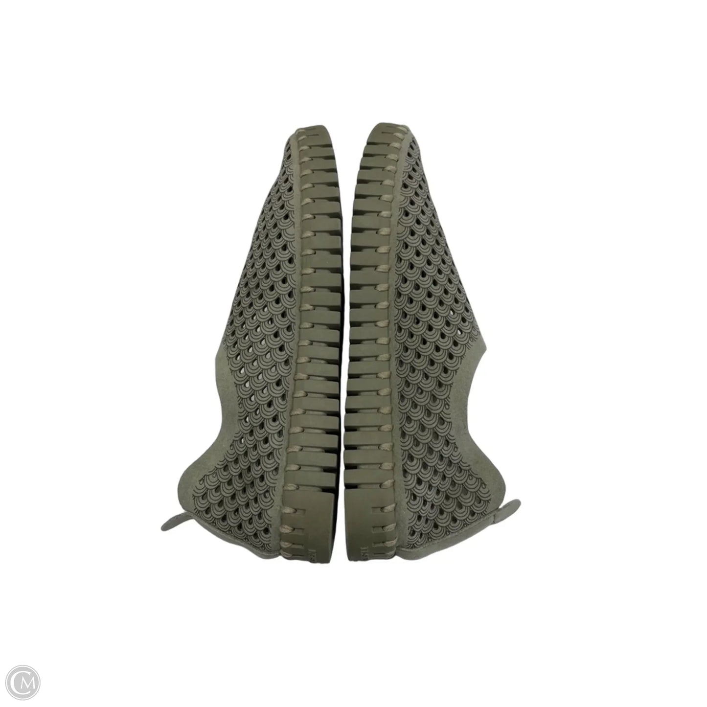 Shoes Sneakers By Clothes Mentor In Green, Size: 7.5