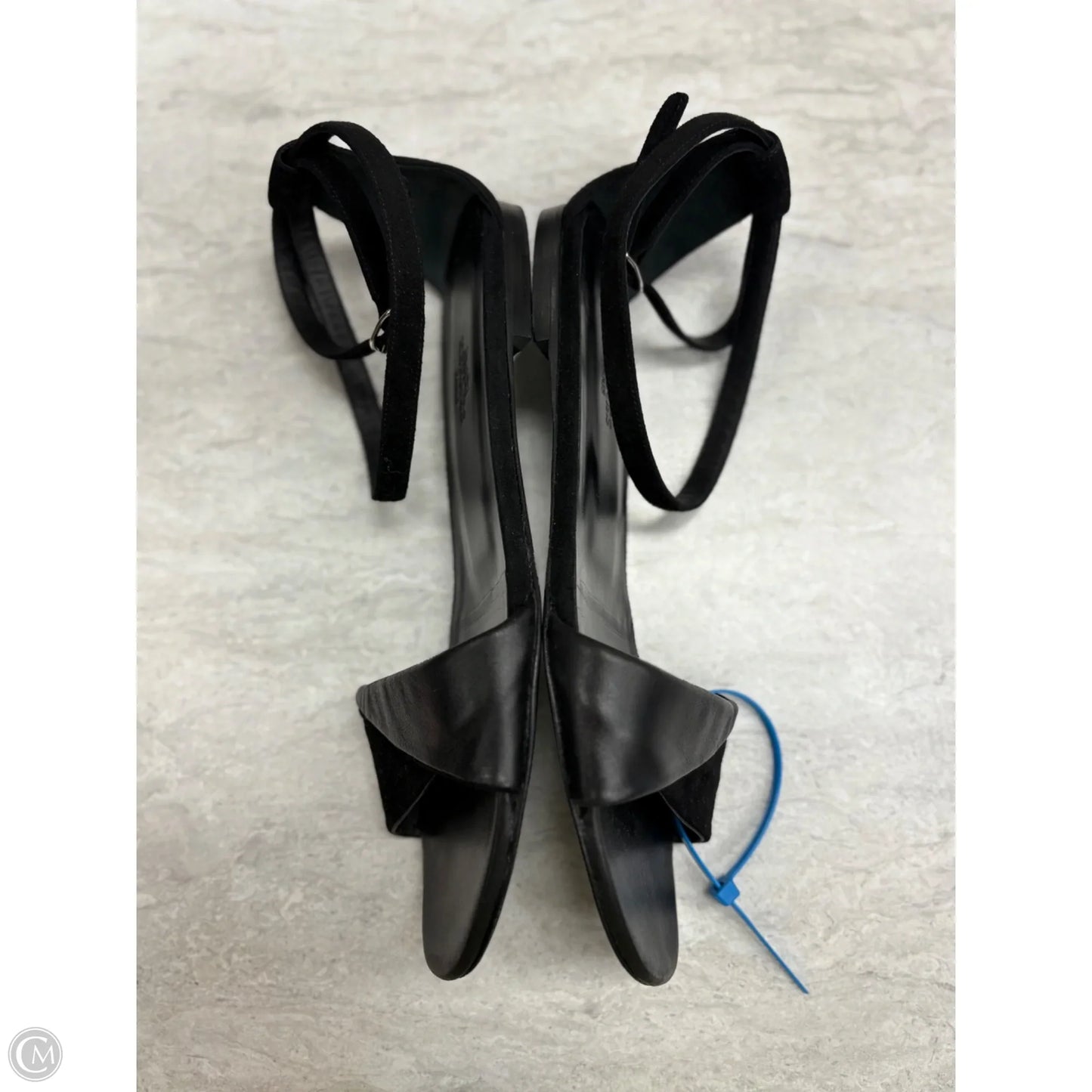 Sandals Luxury Designer By Hermes In Black, Size: 6.5