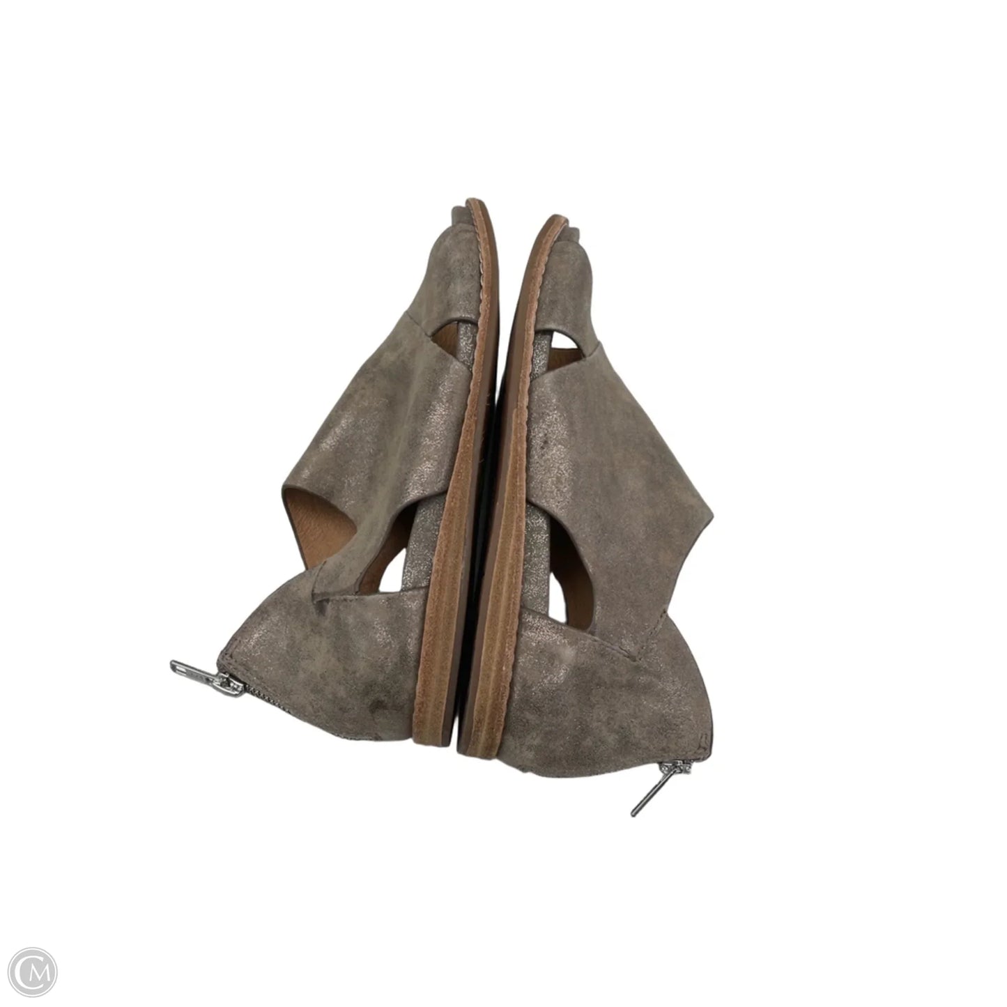 Sandals Flats By Sofft In Brown & Gold, Size: 6